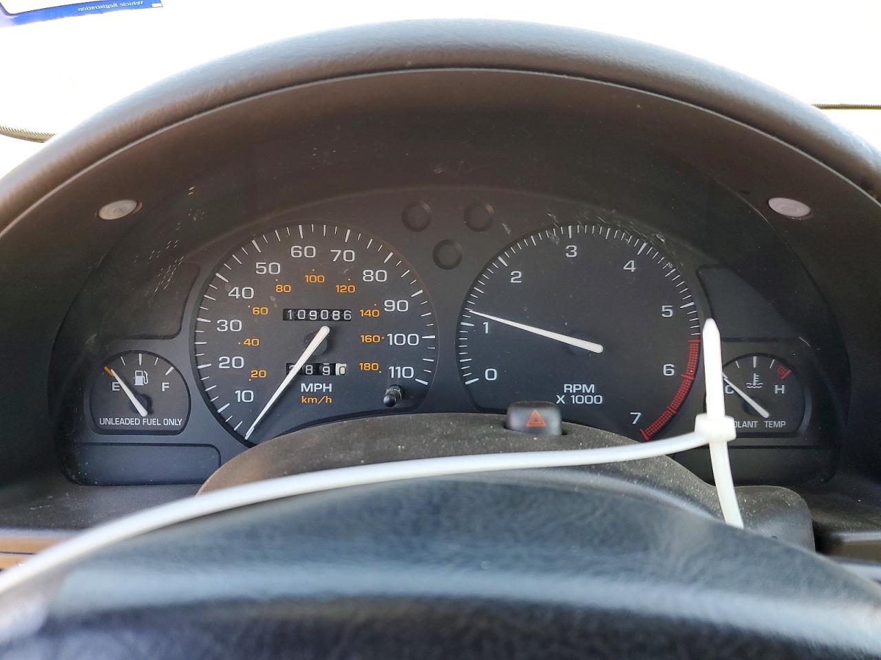 1997 SATURN SL1 photo 17