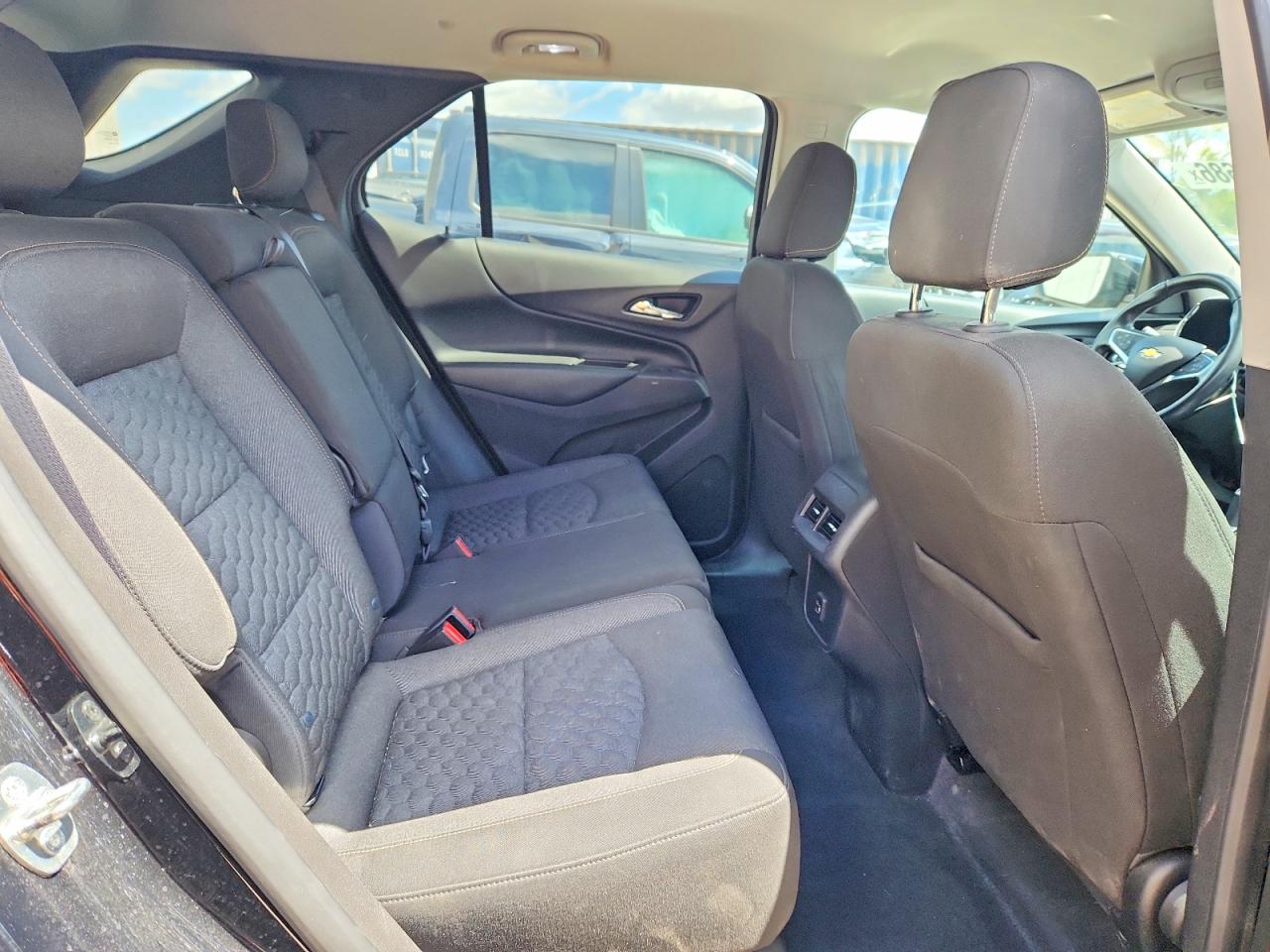 2019 CHEVROLET EQUINOX LT photo 28