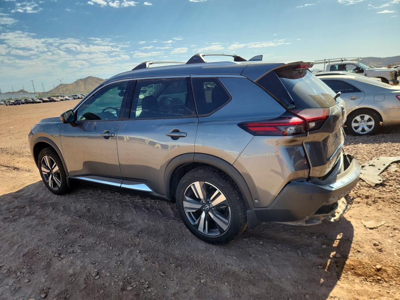2023 NISSAN ROGUE SL photo 3