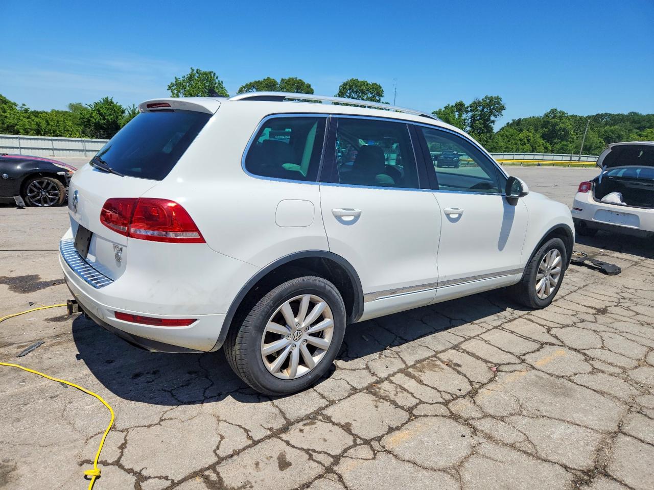 2012 VOLKSWAGEN TOUAREG V6 TDI photo 5
