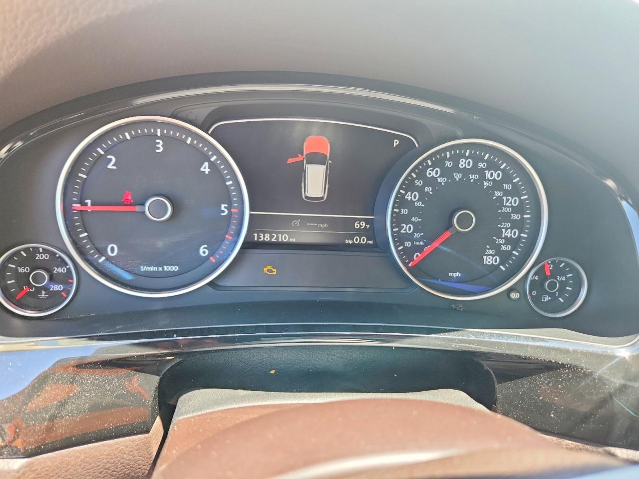 2012 VOLKSWAGEN TOUAREG V6 TDI photo 17