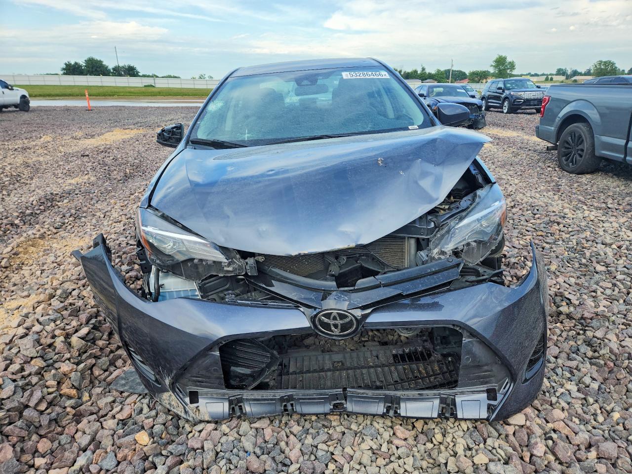 2018 TOYOTA COROLLA LE photo 13