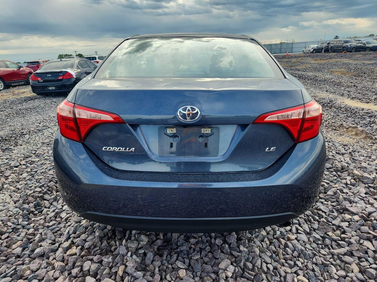2018 TOYOTA COROLLA LE photo 16