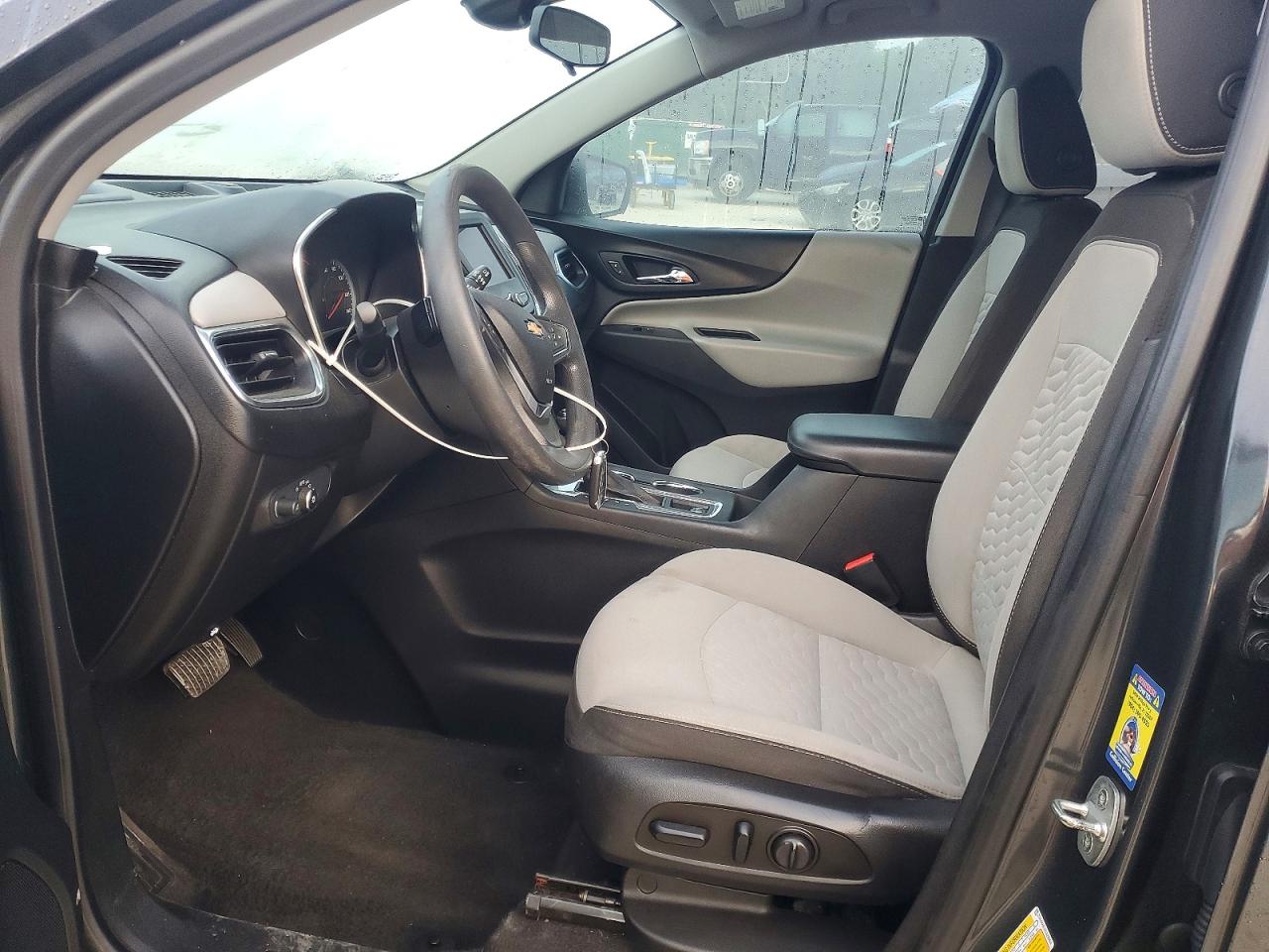 2020 CHEVROLET EQUINOX LS photo 13