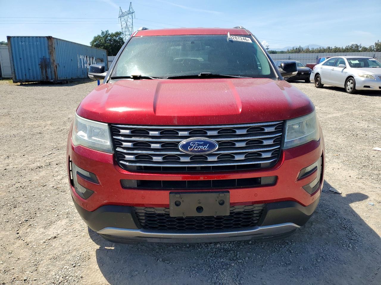 2016 FORD EXPLORER XLT photo 9