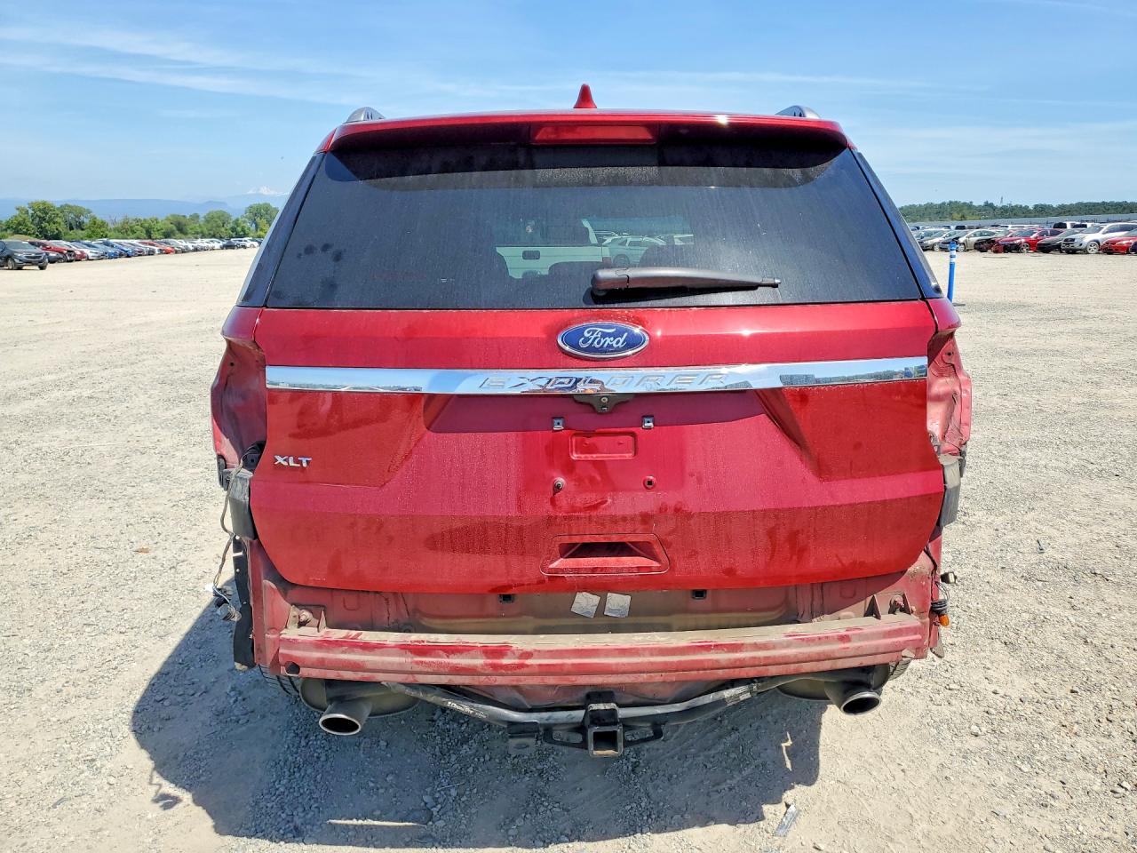 2016 FORD EXPLORER XLT photo 11