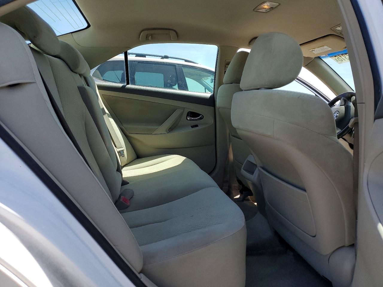 2007 TOYOTA CAMRY LE photo 19