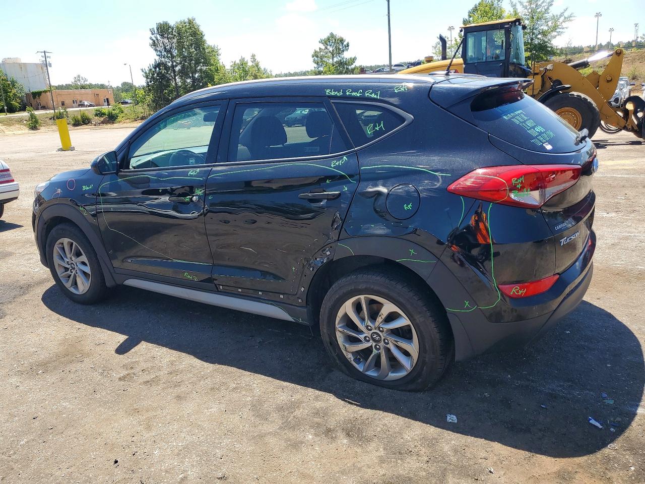 2017 HYUNDAI TUCSON SE photo 3