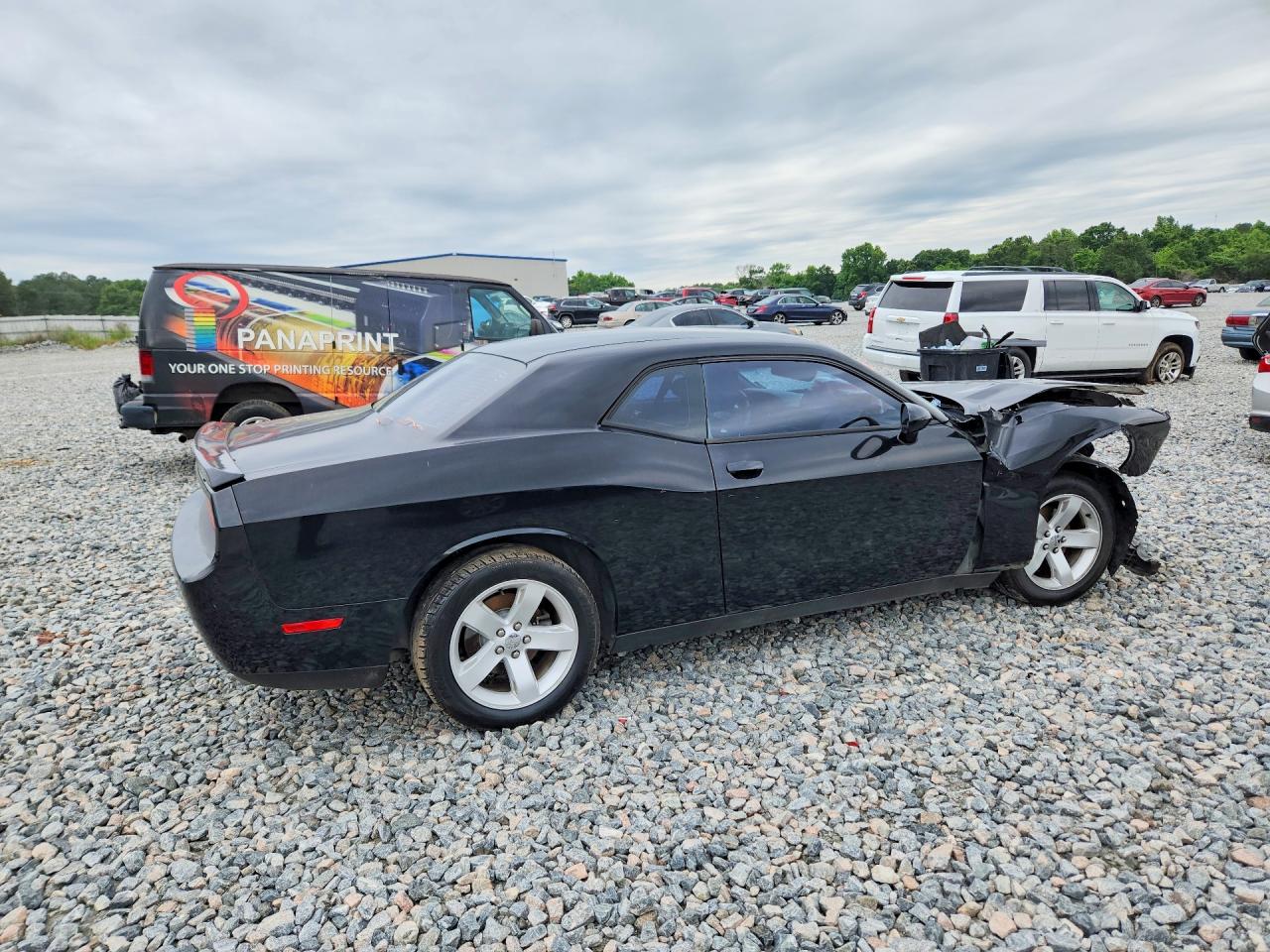 2013 DODGE CHALLENGER SXT photo 3