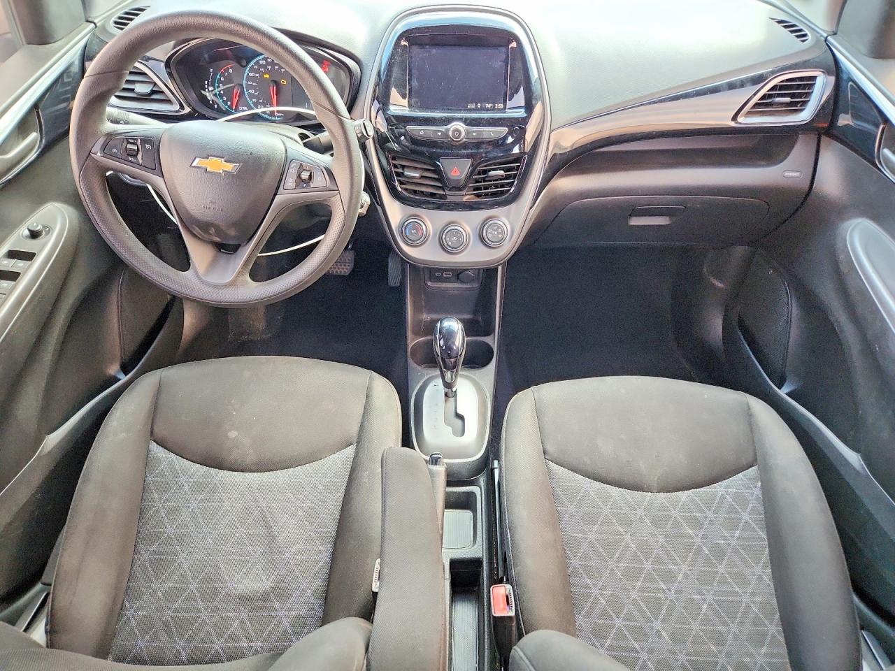 2019 CHEVROLET SPARK 1LT photo 8