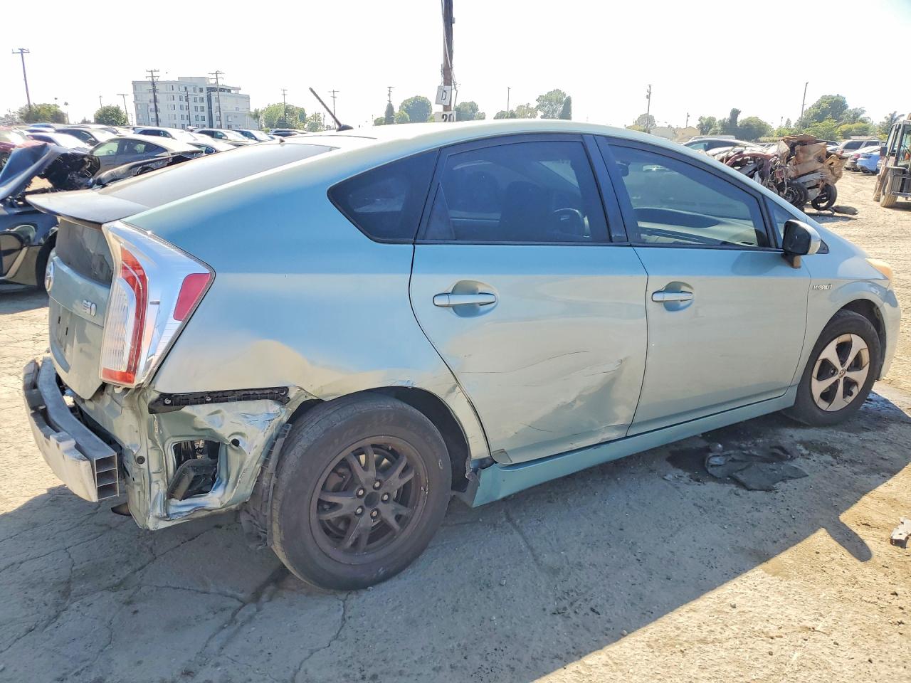 2014 TOYOTA PRIUS TWO photo 5