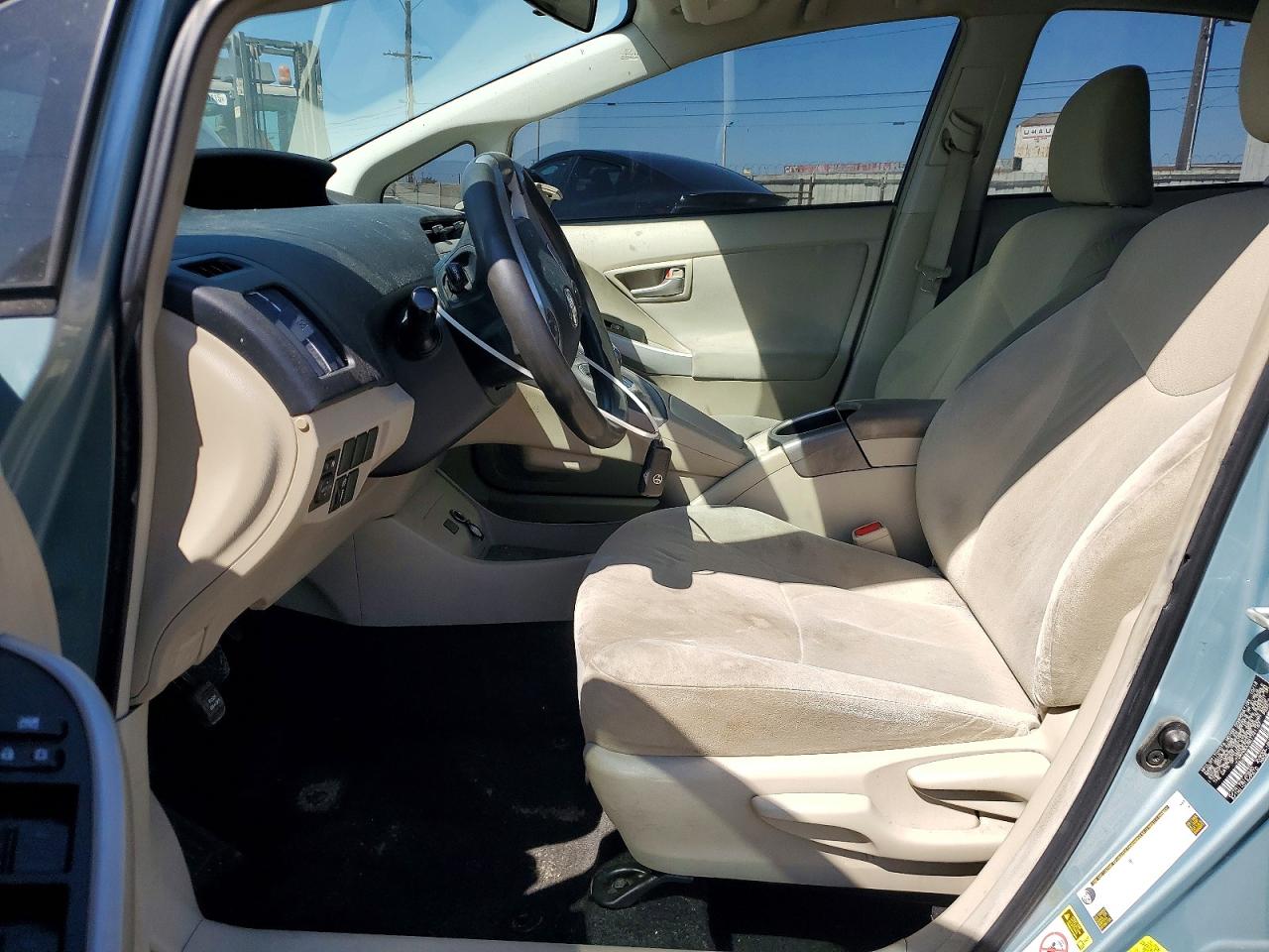 2014 TOYOTA PRIUS TWO photo 13