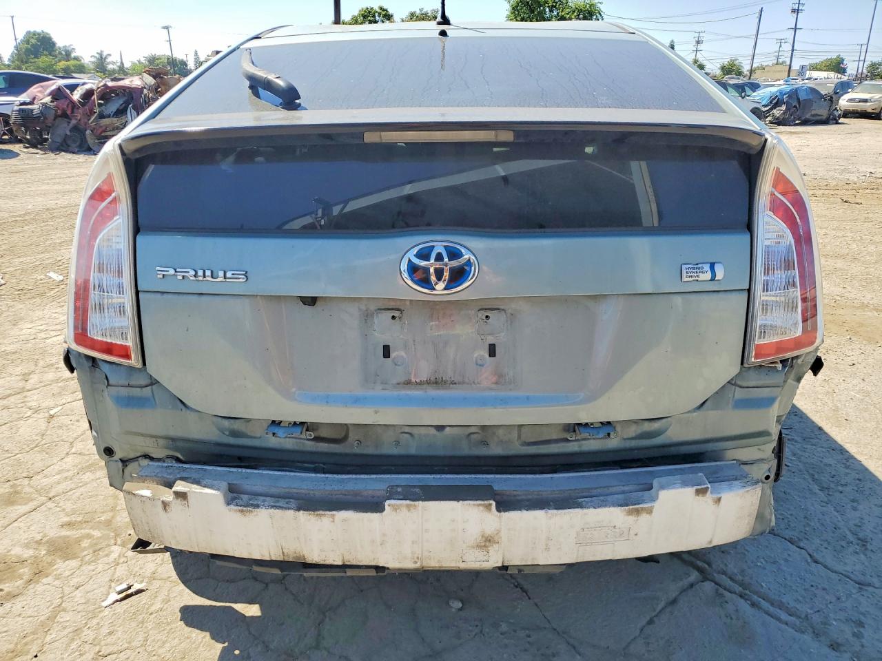 2014 TOYOTA PRIUS TWO photo 11