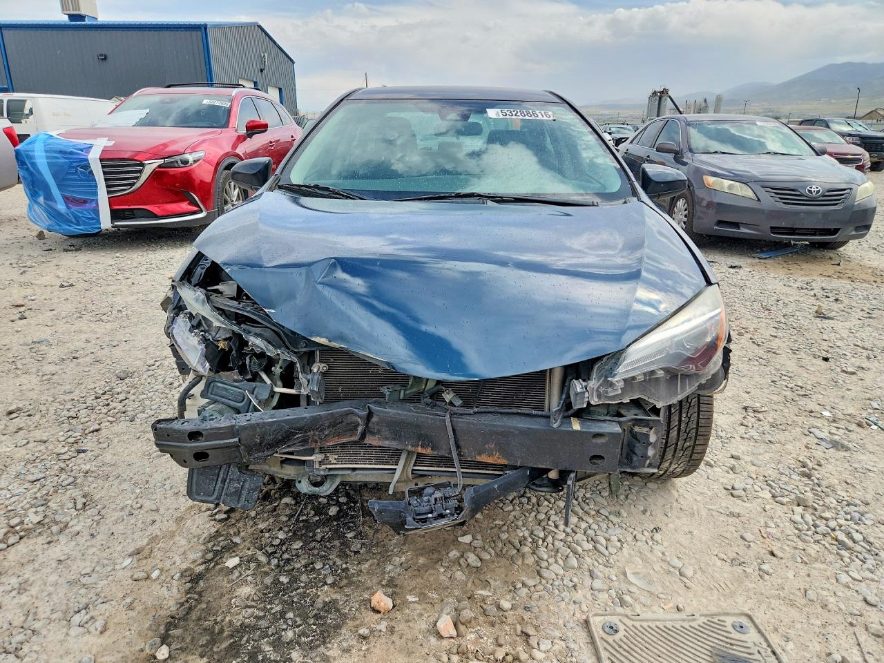 2018 TOYOTA COROLLA LE photo 5