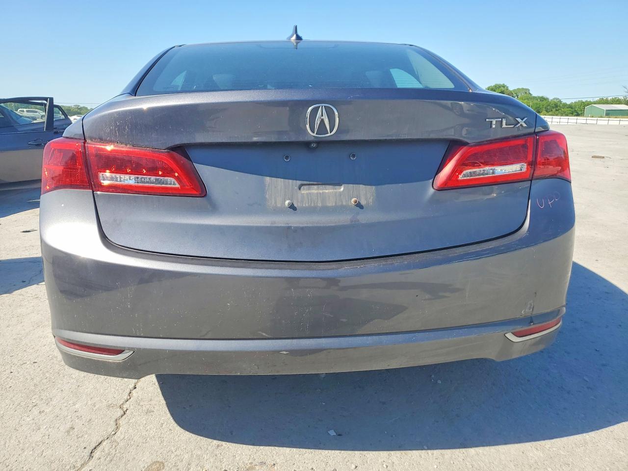 2018 ACURA TLX photo 11