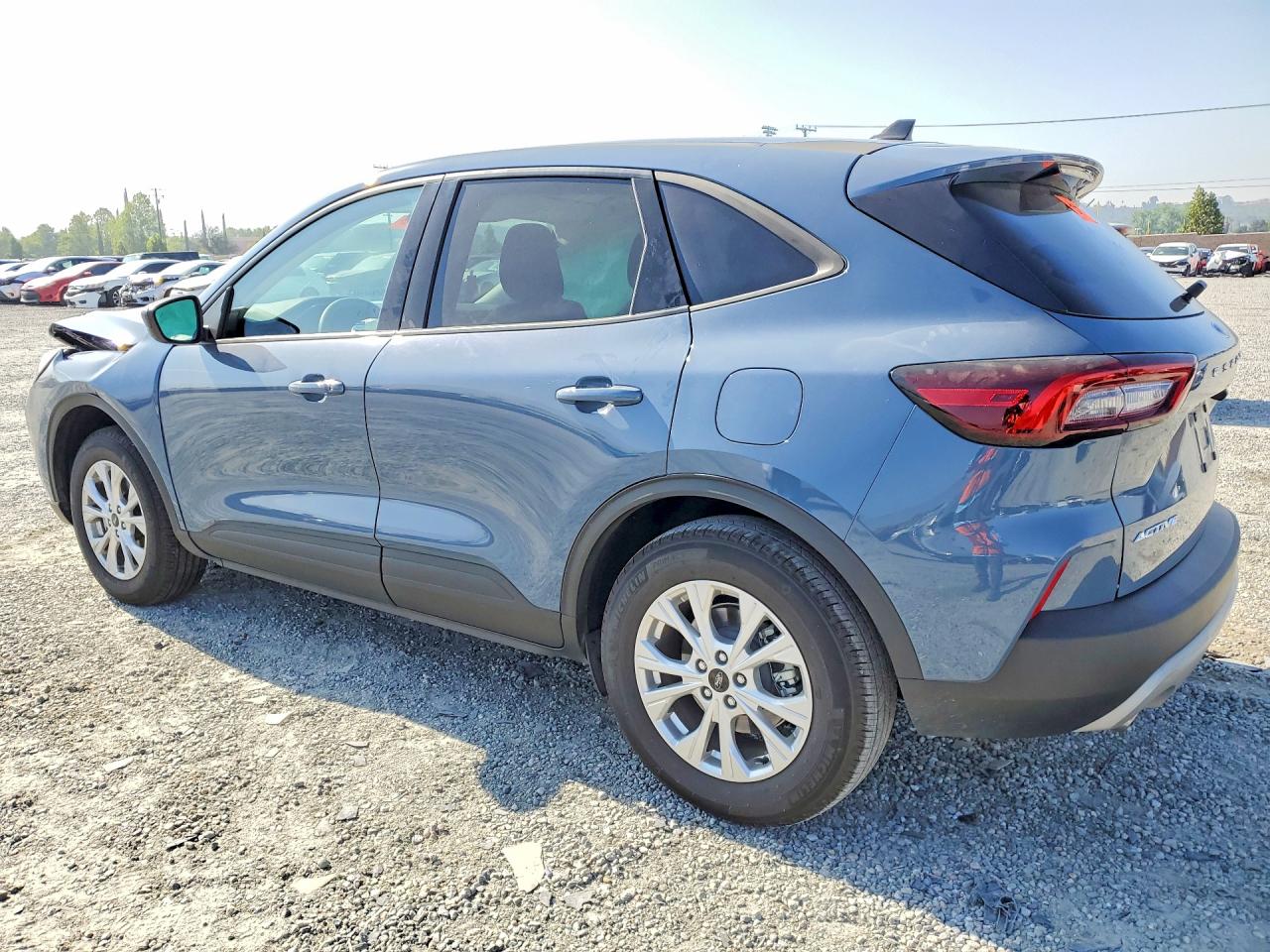 2025 FORD ESCAPE ACTIVE photo 3