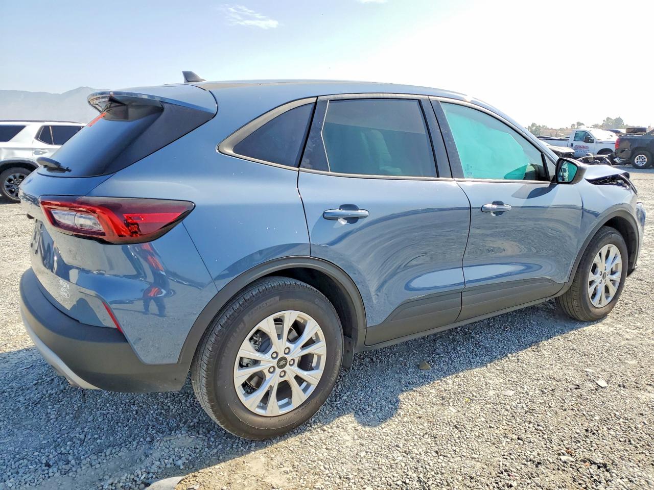 2025 FORD ESCAPE ACTIVE photo 5
