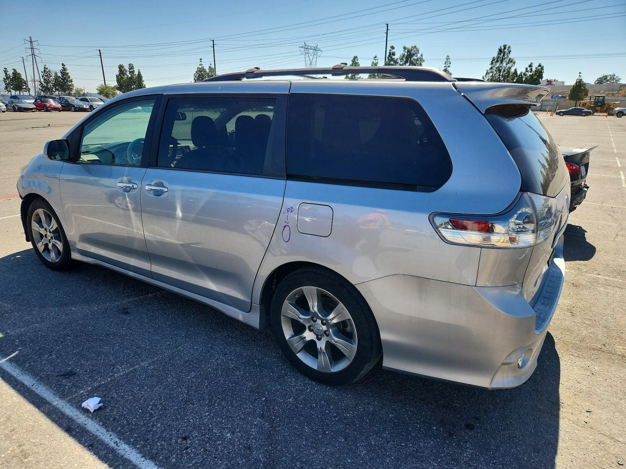 2014 TOYOTA SIENNA SPORT photo 2