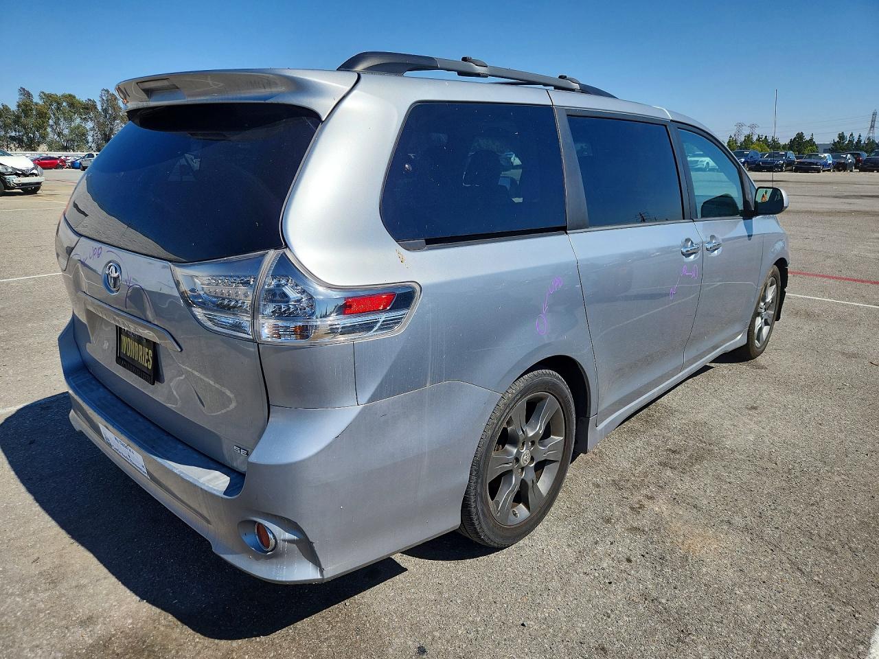 2014 TOYOTA SIENNA SPORT photo 3