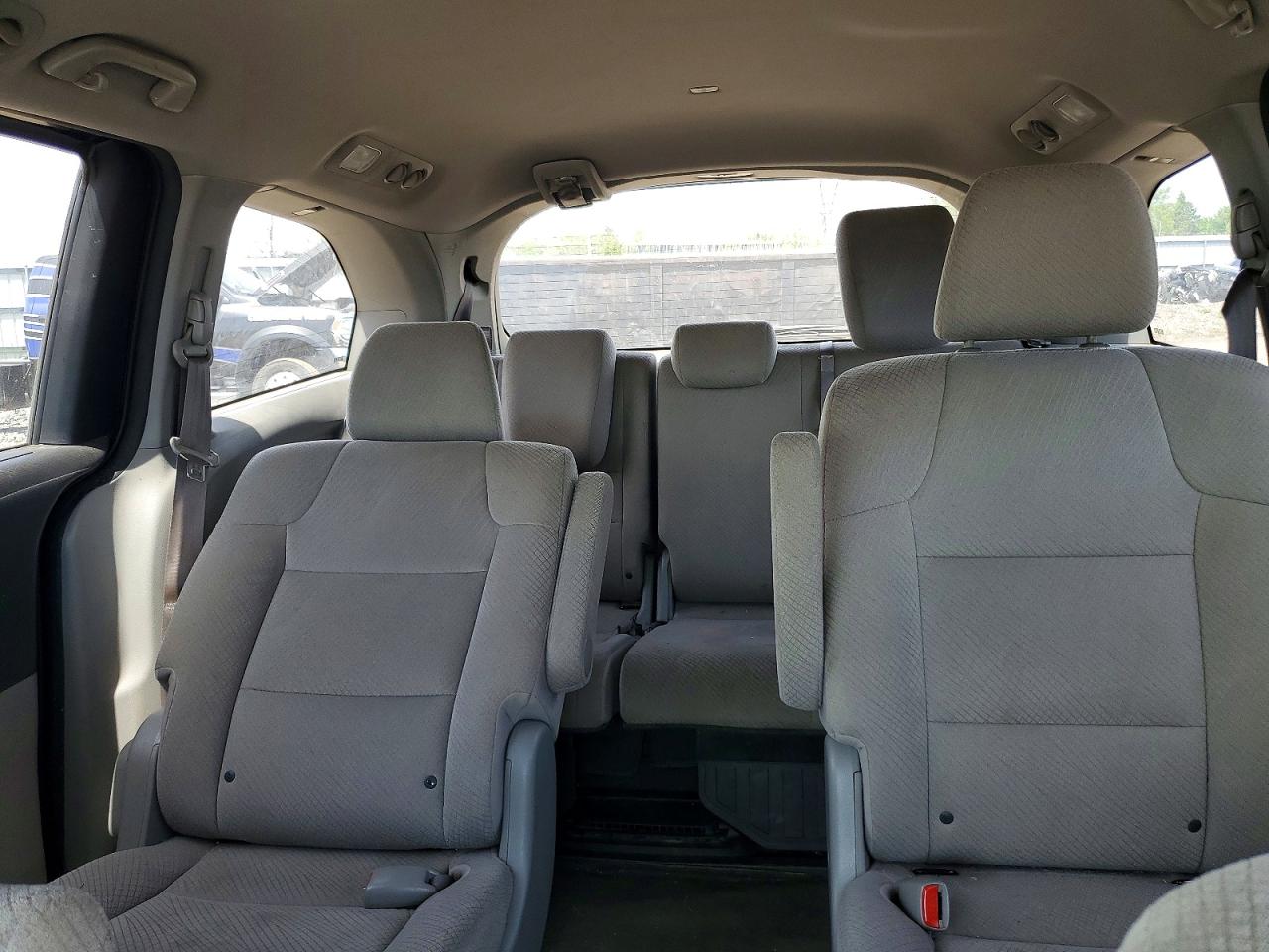 2016 HONDA ODYSSEY LX photo 19