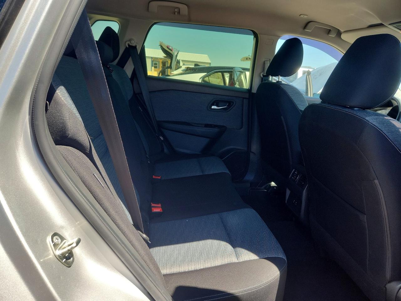 2023 NISSAN ROGUE SV photo 19