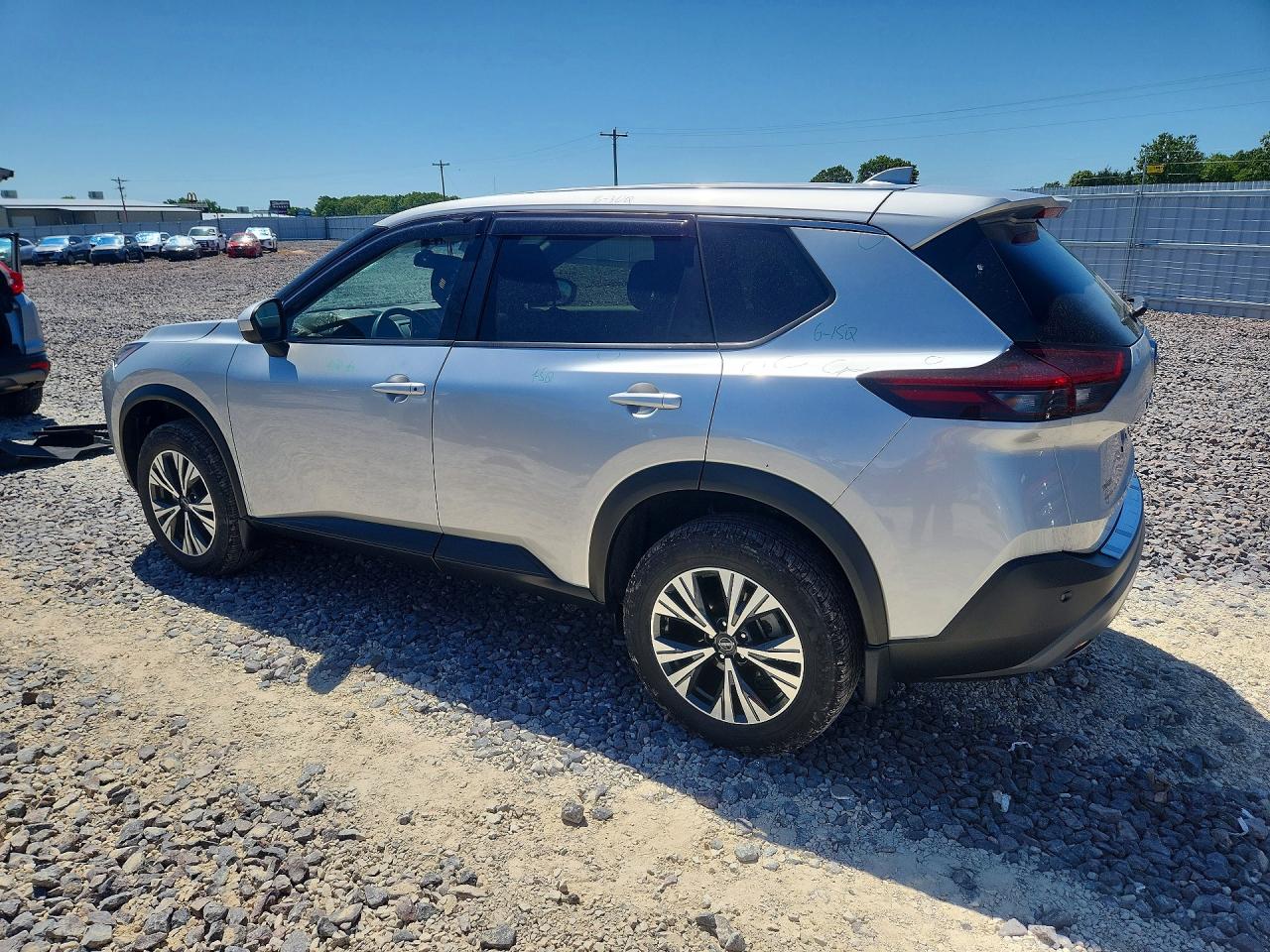 2023 NISSAN ROGUE SV photo 3