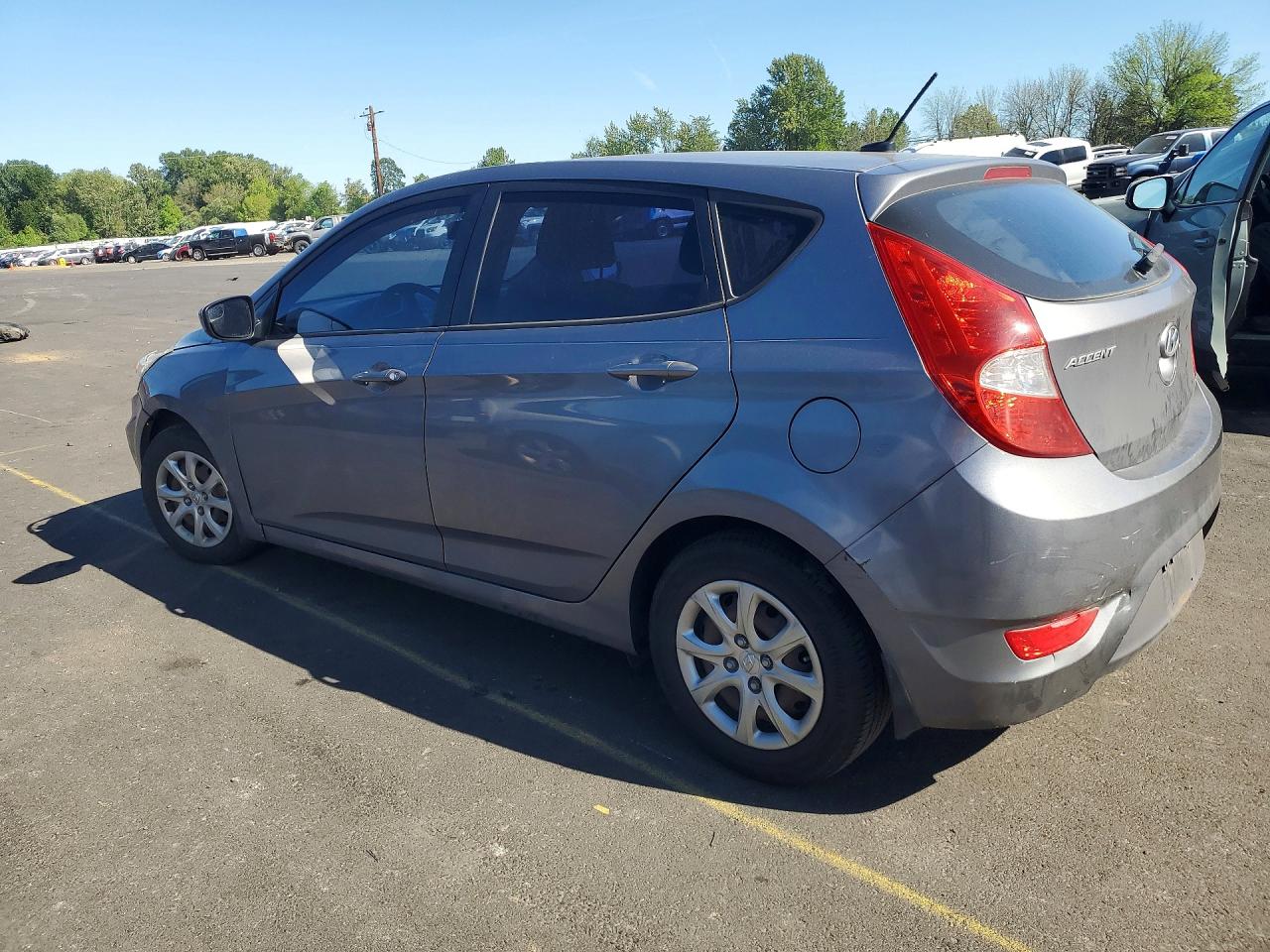 2014 HYUNDAI ACCENT GS photo 3