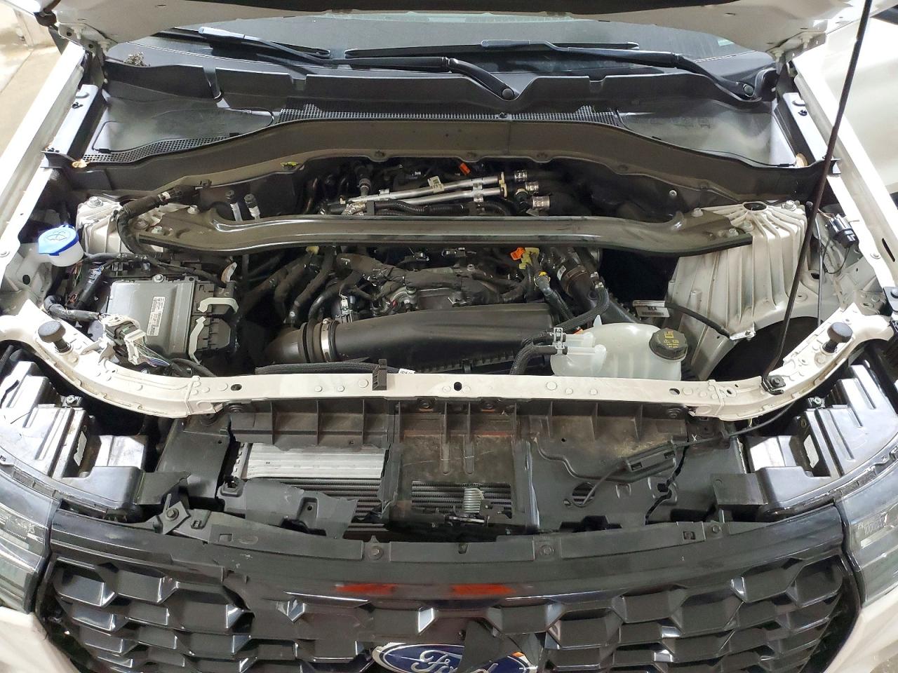 2025 FORD EXPLORER ST-LINE photo 34