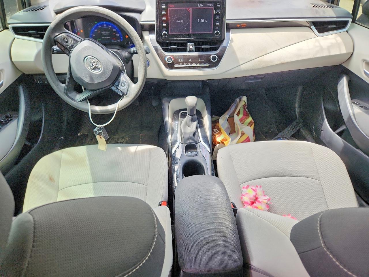 2020 TOYOTA COROLLA LE photo 15