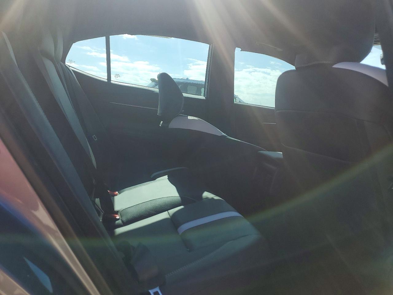 2025 TOYOTA CAMRY SE photo 28