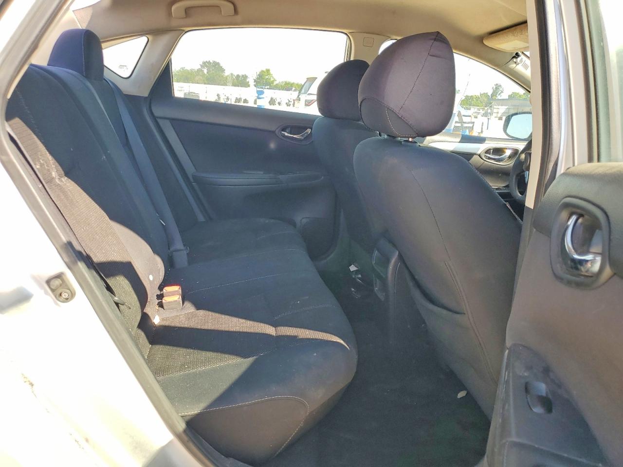 2016 NISSAN SENTRA S photo 19