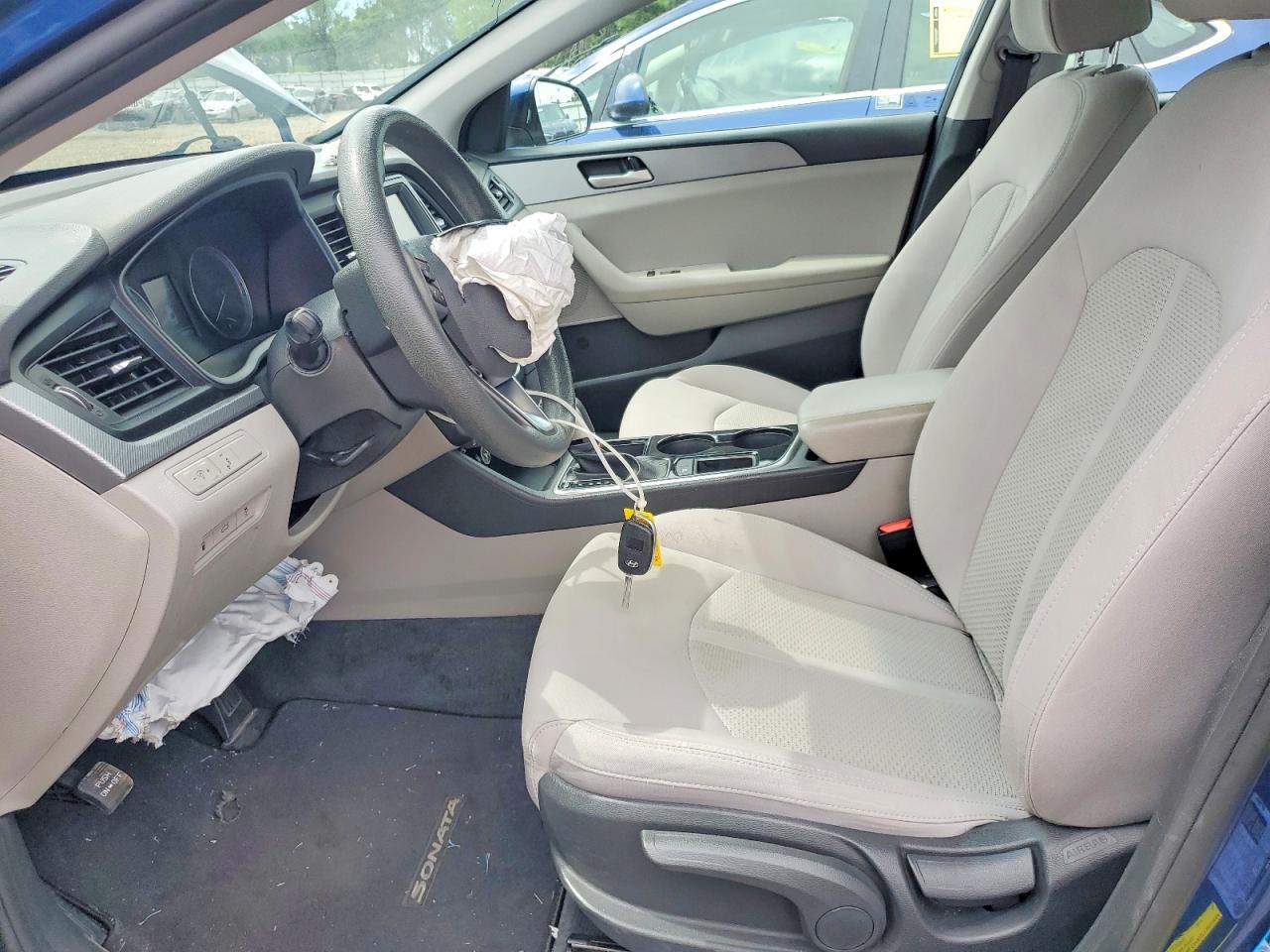 2018 HYUNDAI SONATA SE photo 7