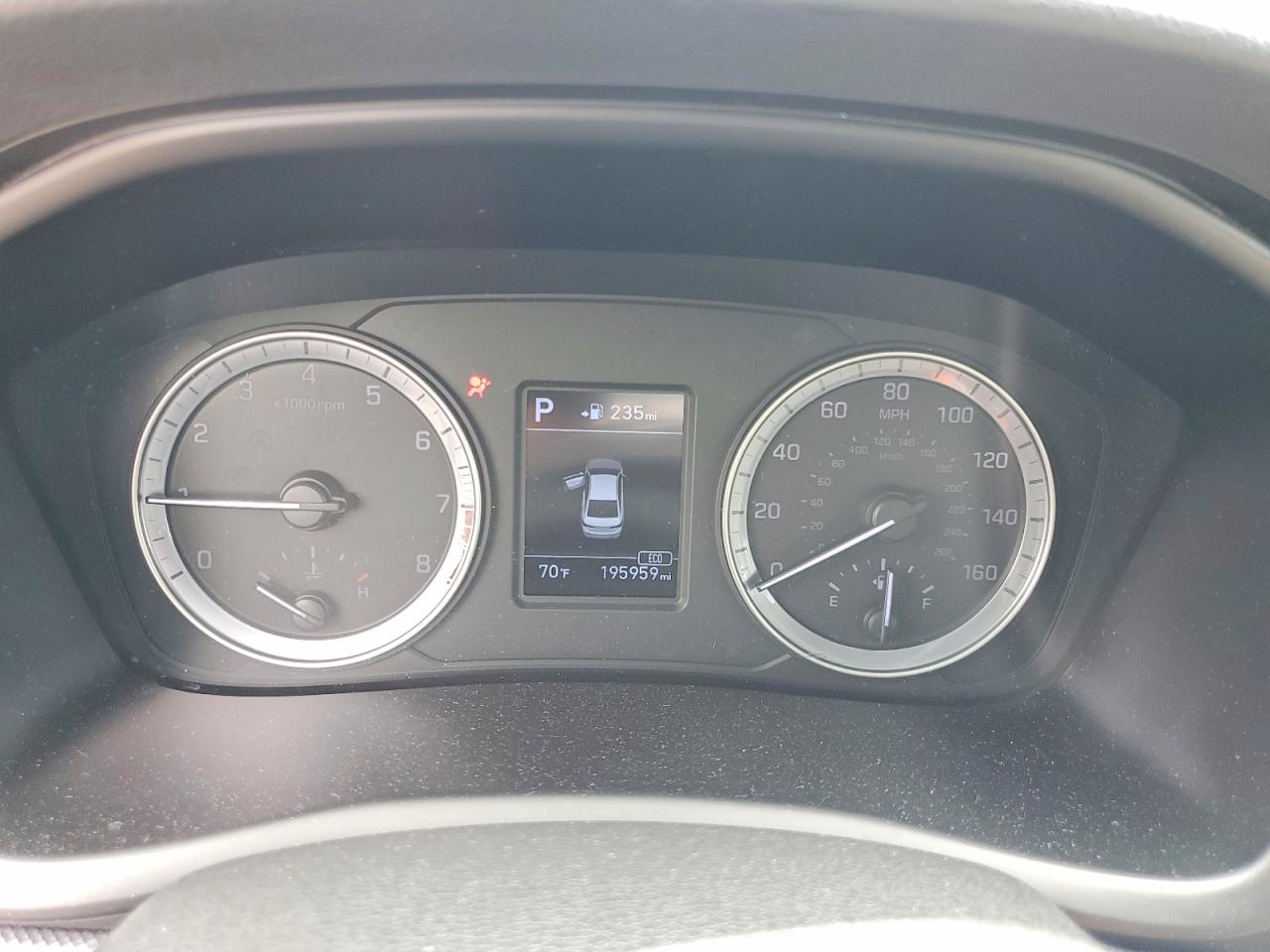 2018 HYUNDAI SONATA SE photo 9