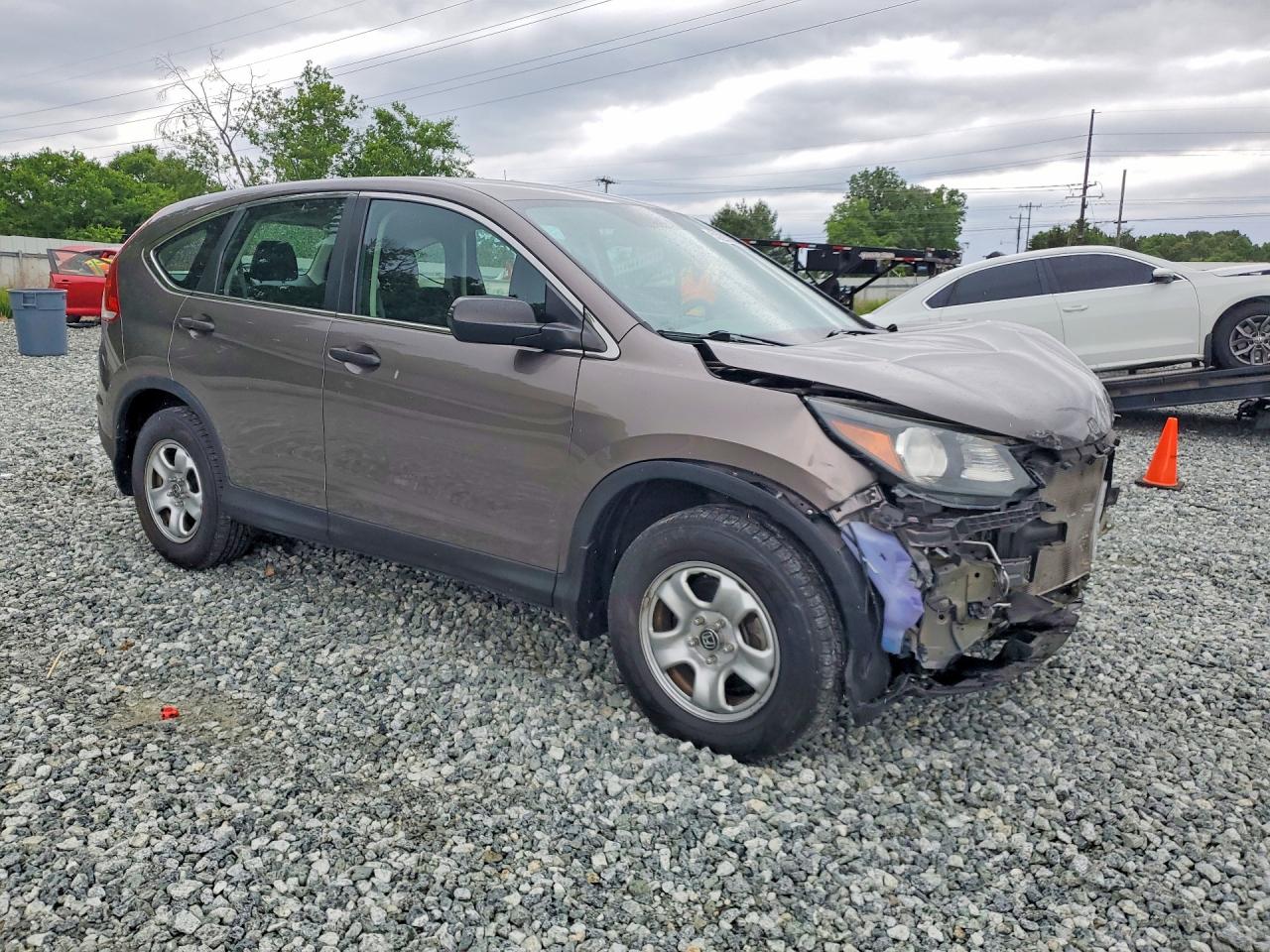2014 HONDA CR-V LX photo 7