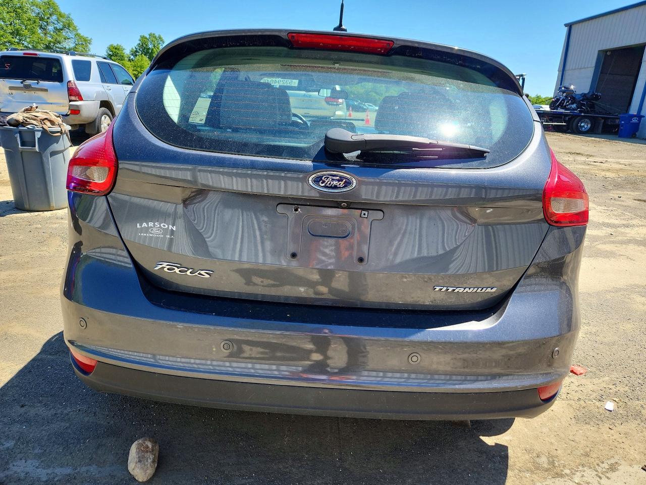 2017 FORD FOCUS TITANIUM photo 5