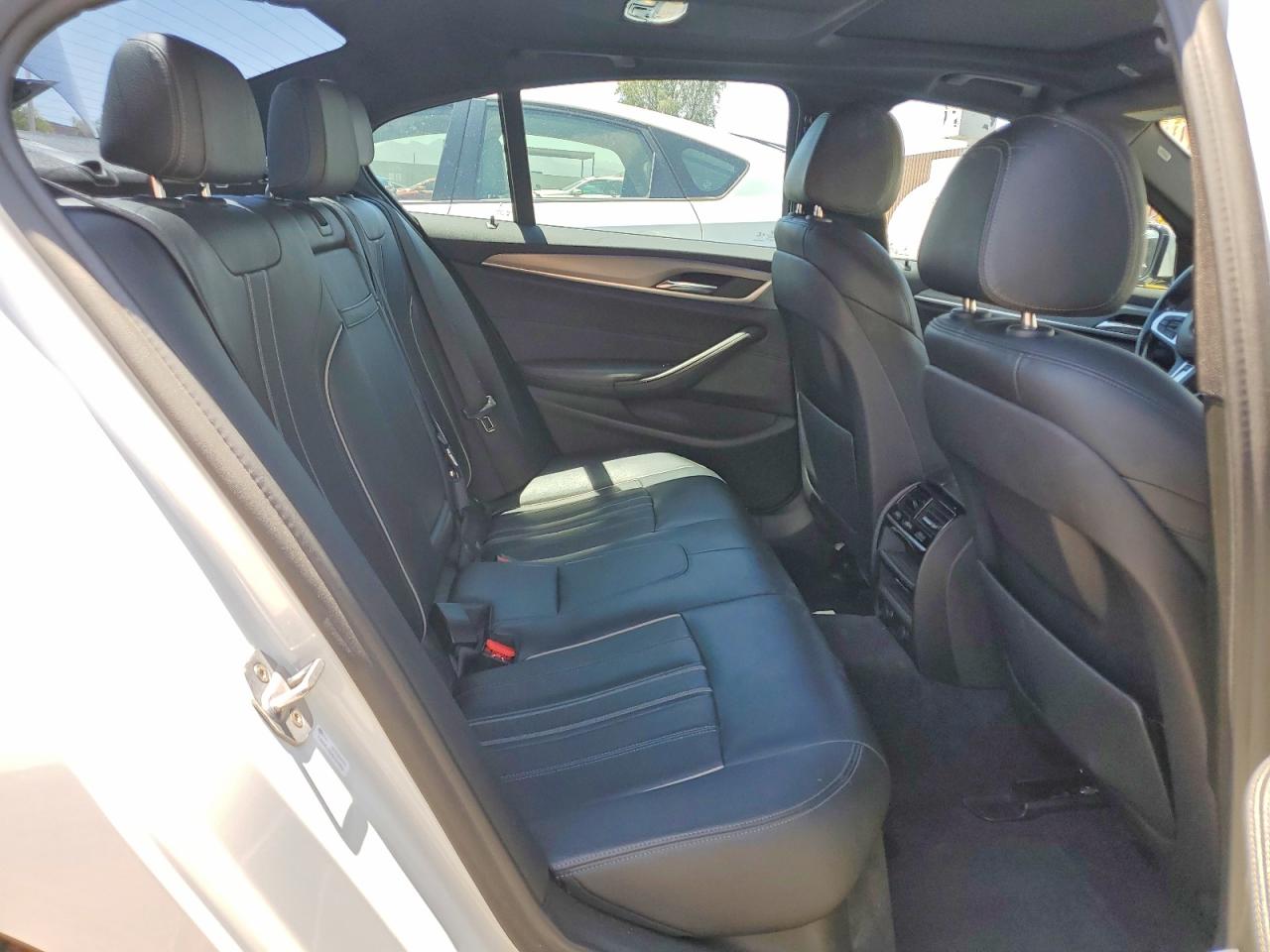 2019 BMW 530 I photo 19