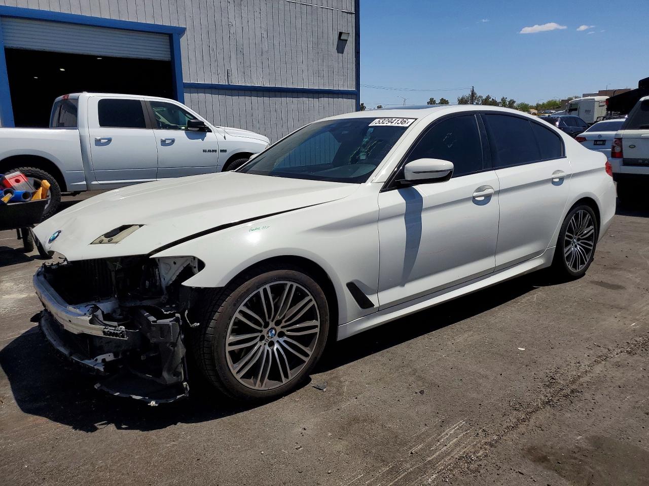 2019 BMW 530