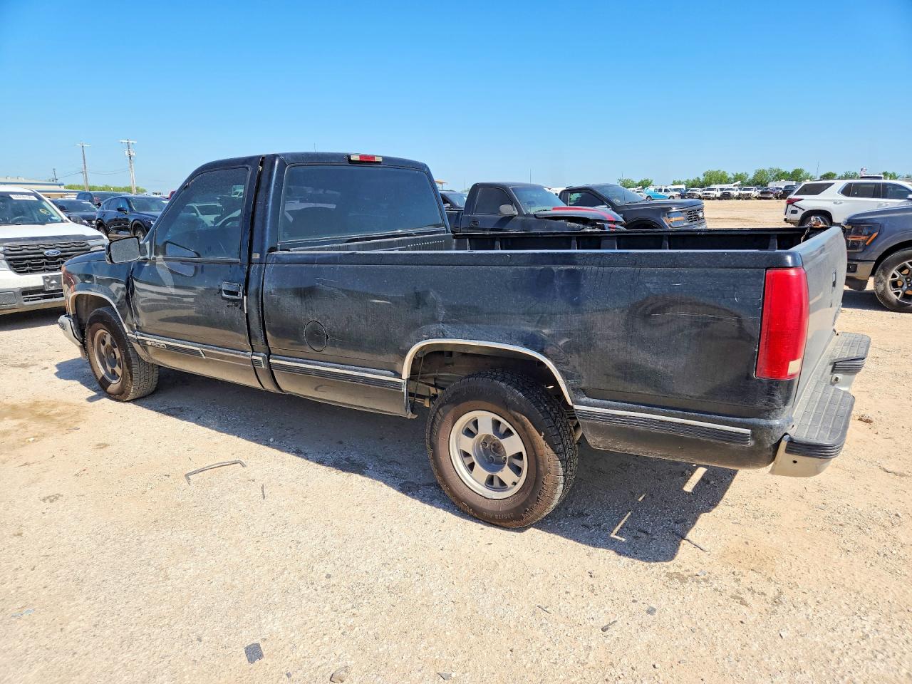 1998 CHEVROLET GMT-400 C1500 photo 3