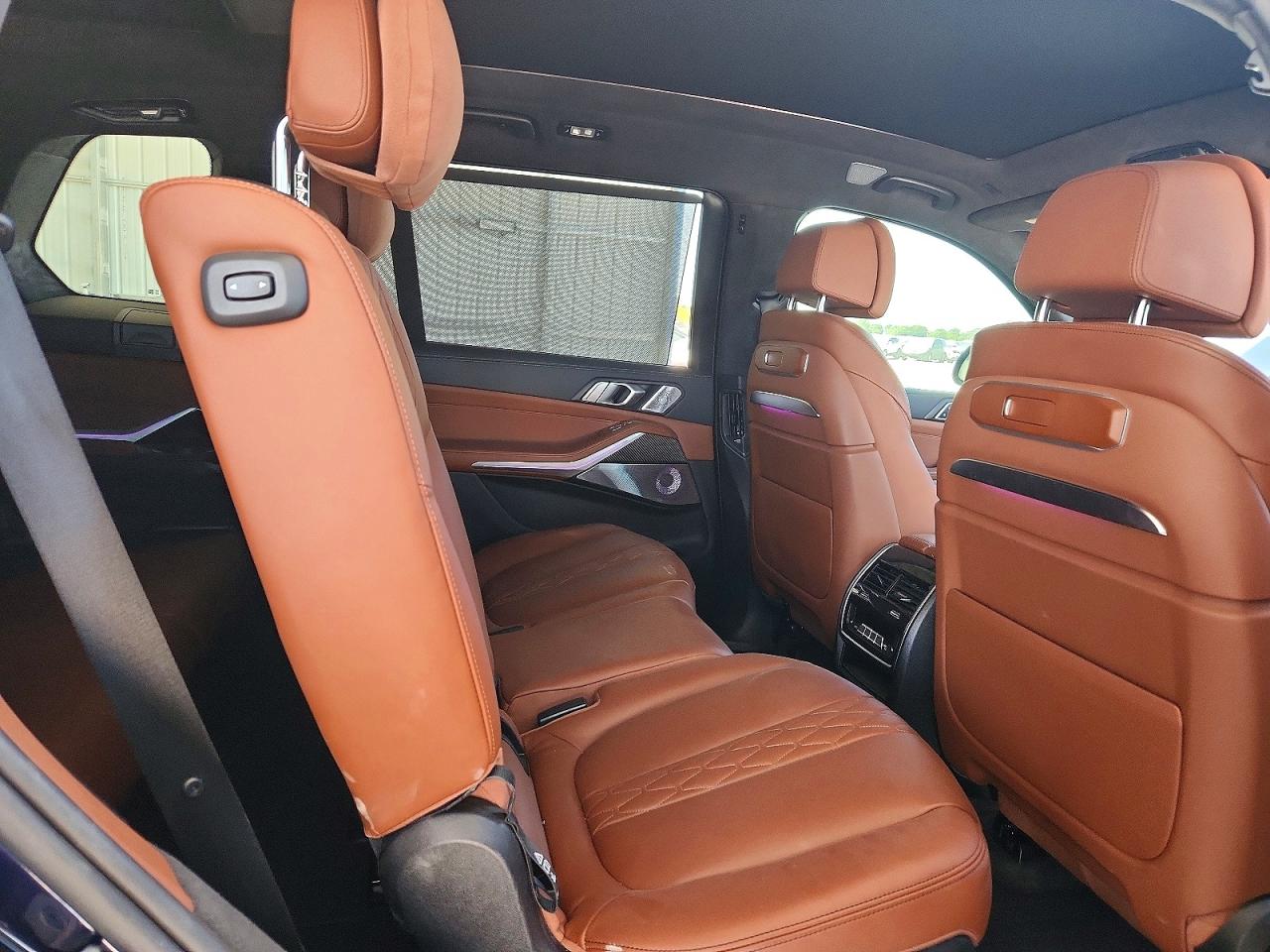 2024 BMW X7 M60I photo 21