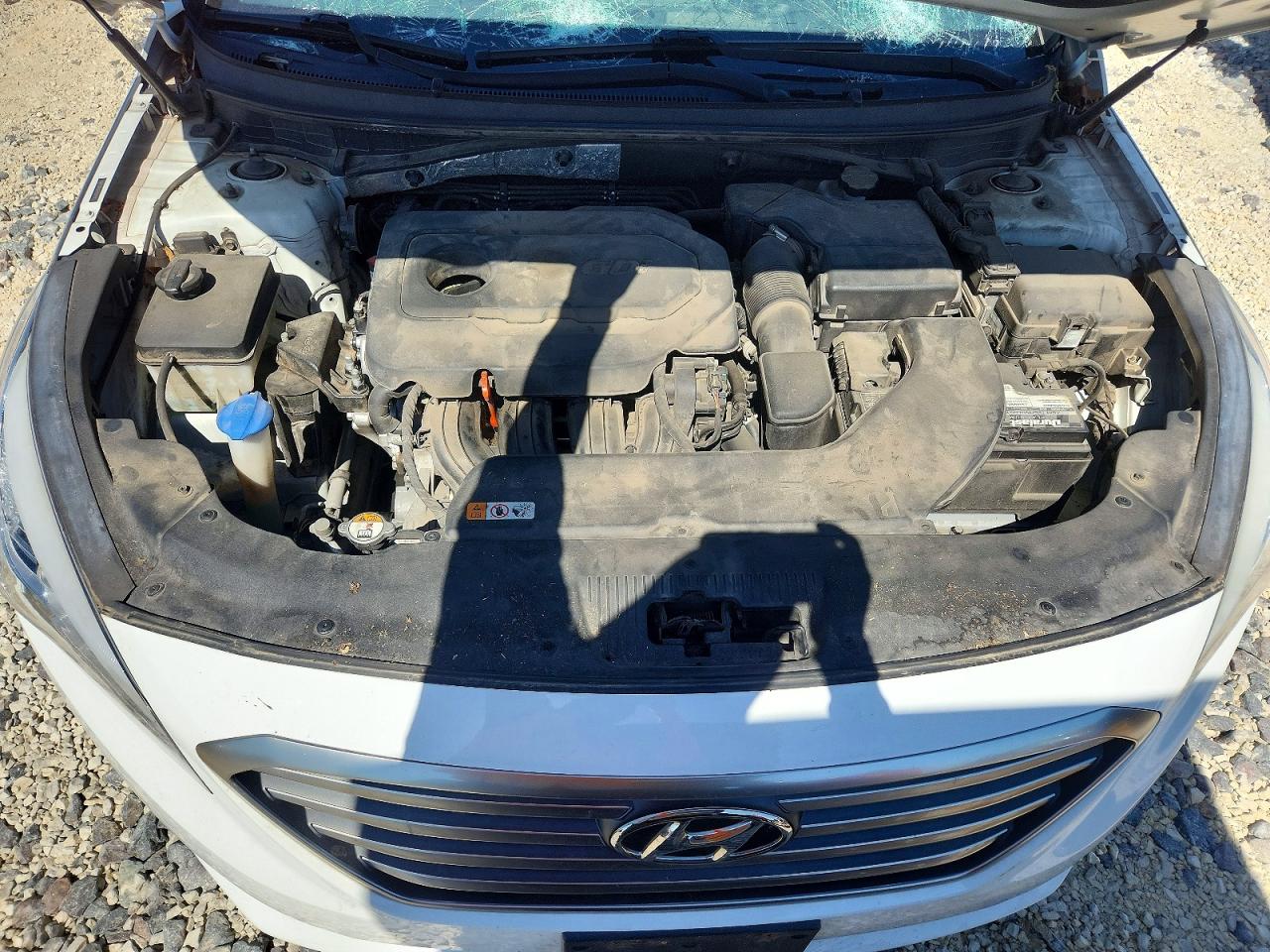 2015 HYUNDAI SONATA SE photo 11