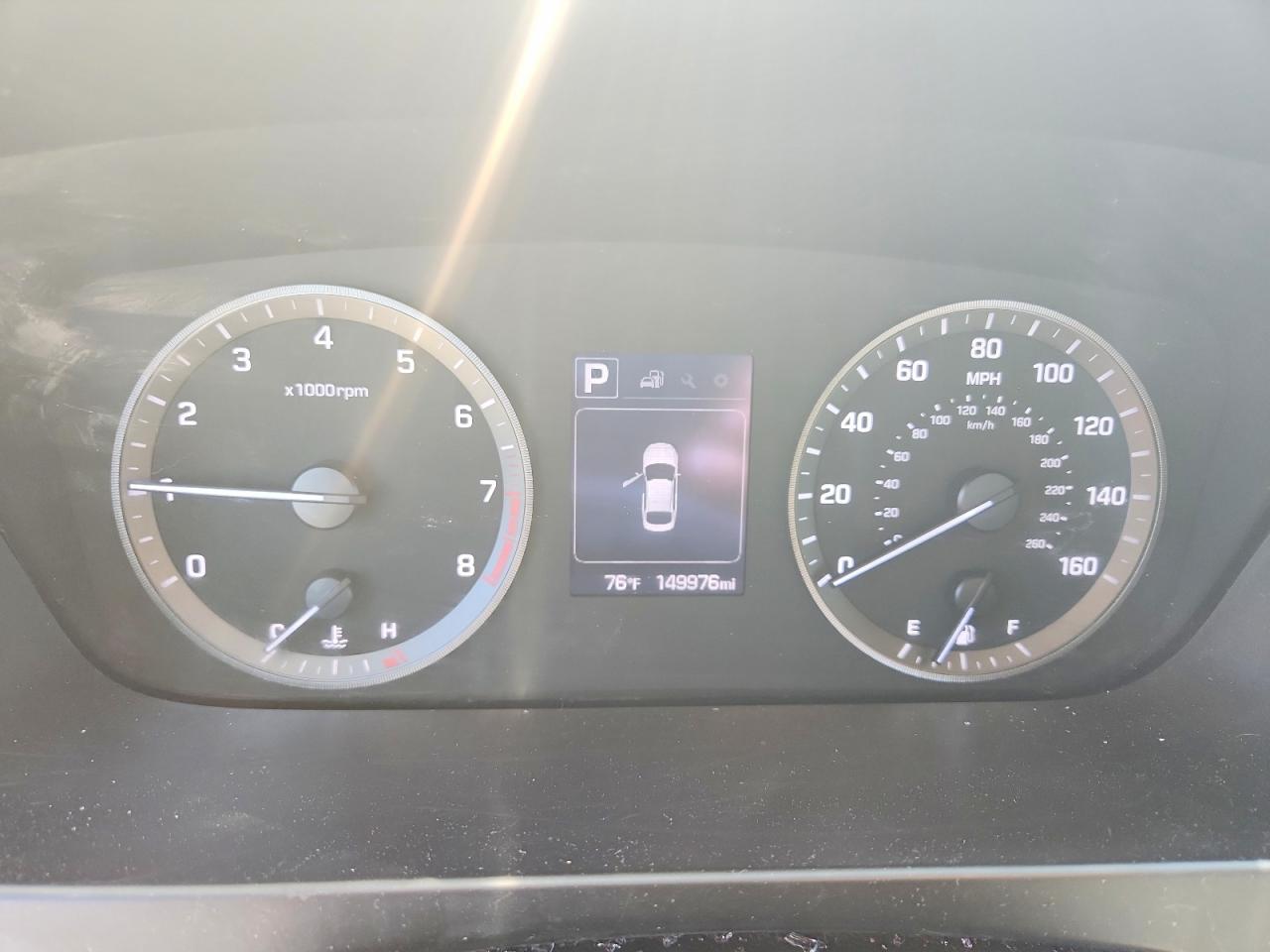 2015 HYUNDAI SONATA SE photo 9