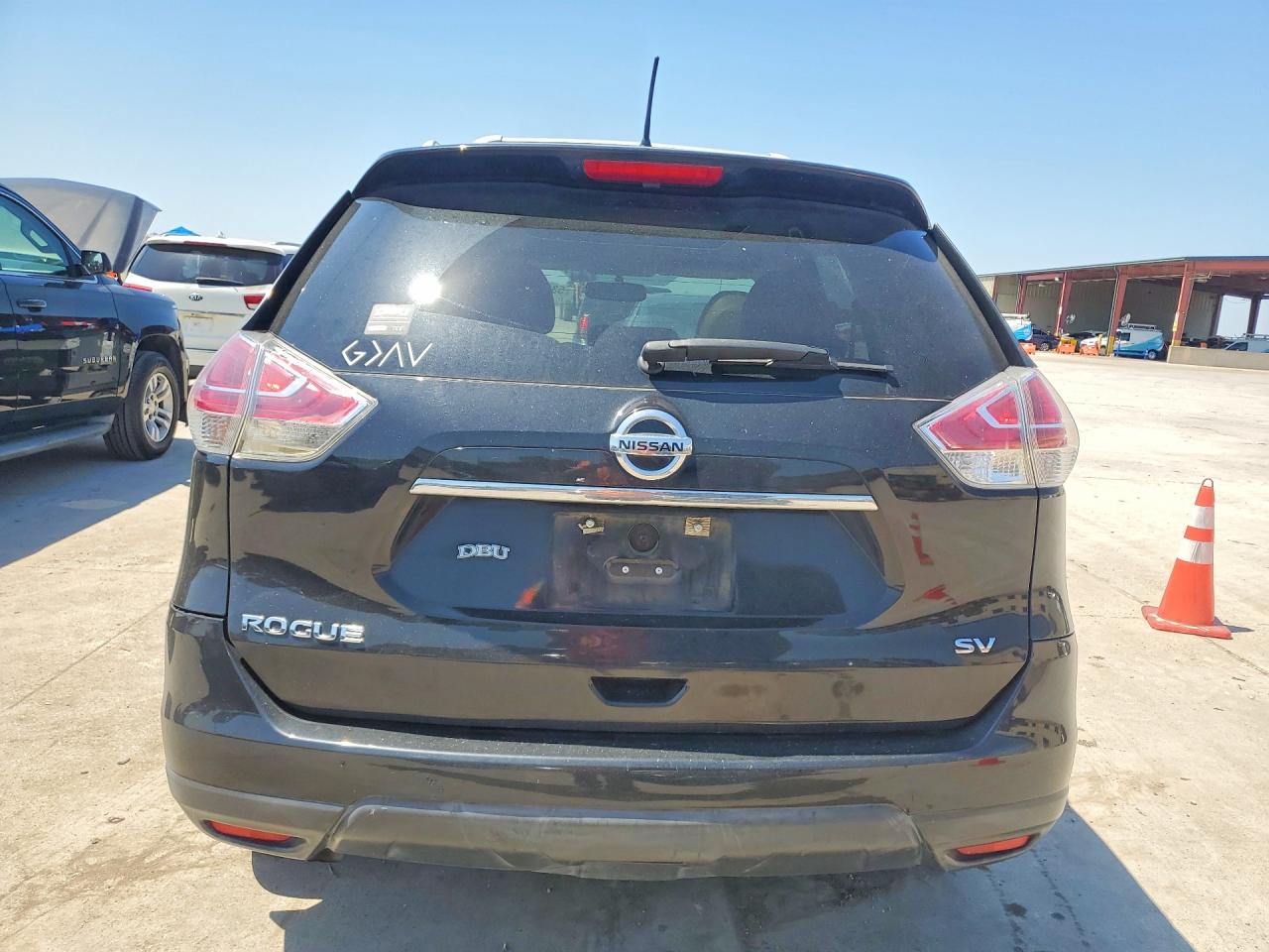 2016 NISSAN ROGUE SV photo 11