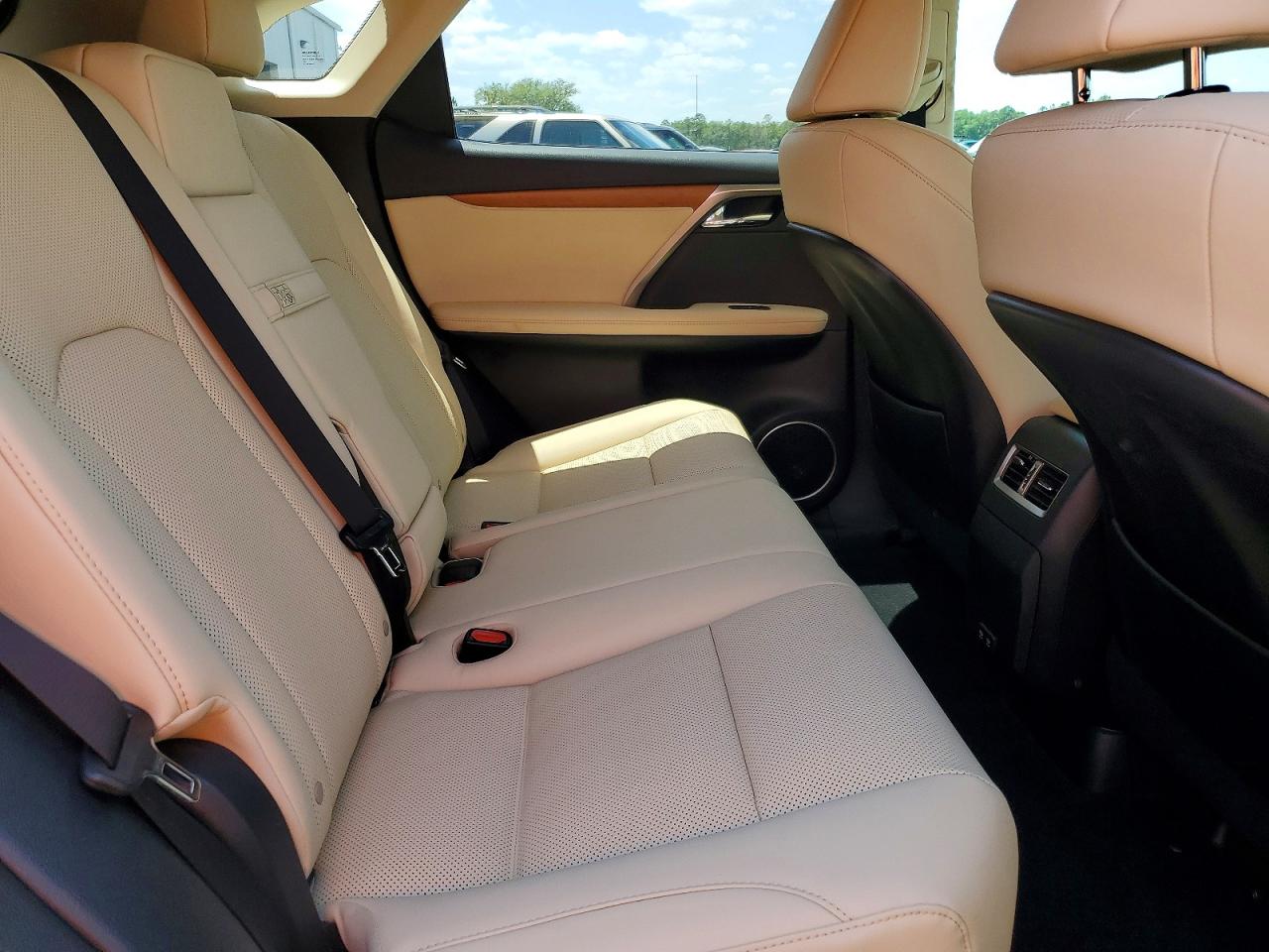 2022 LEXUS RX 350 photo 31
