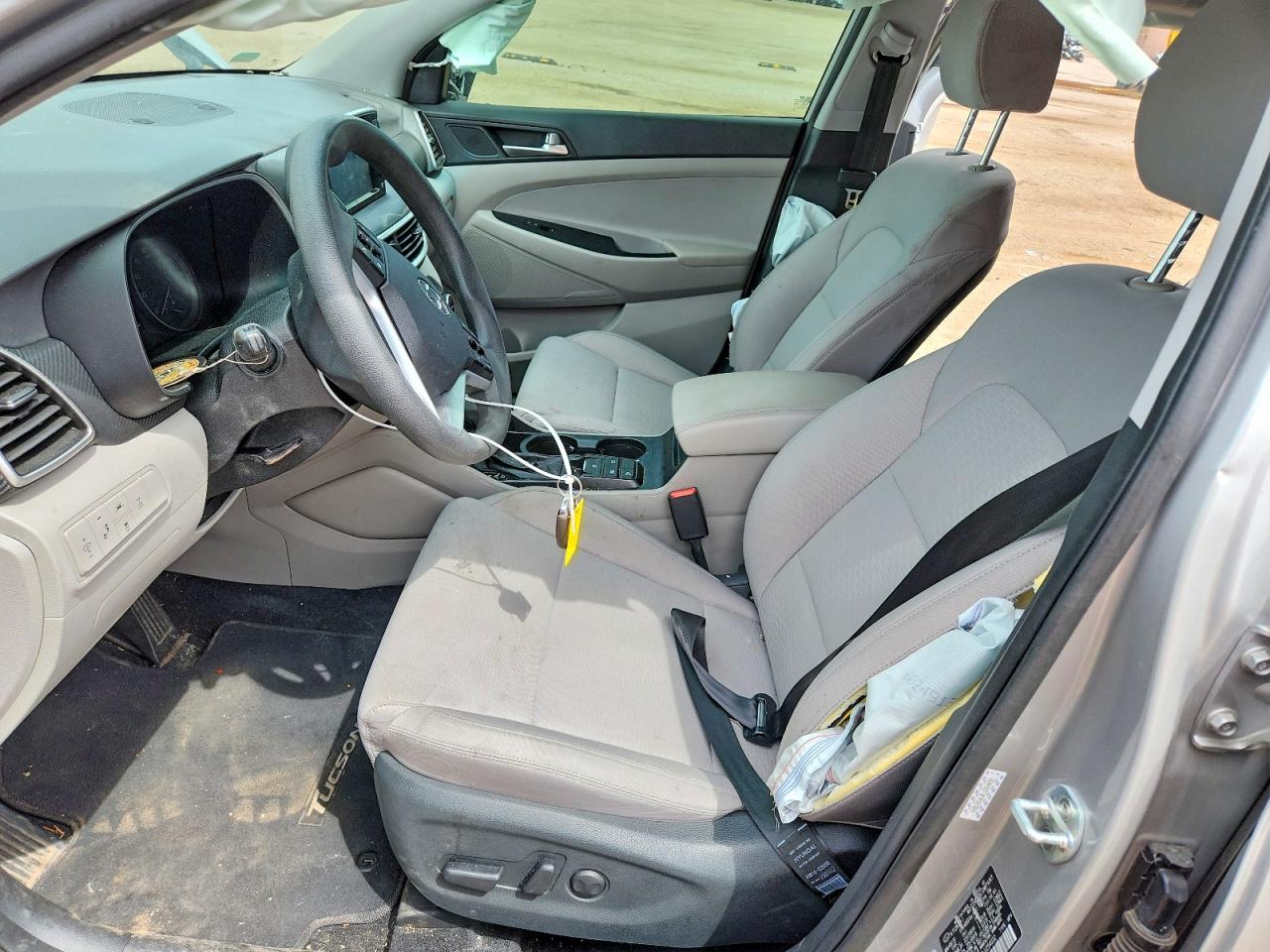 2020 HYUNDAI TUCSON SEL photo 13