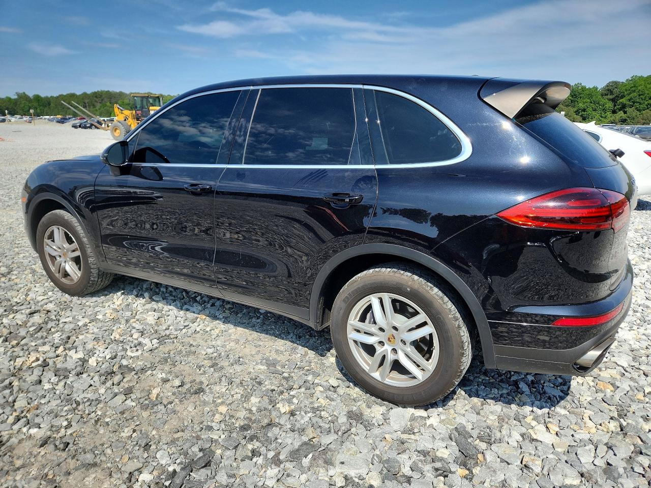 2016 PORSCHE CAYENNE photo 4