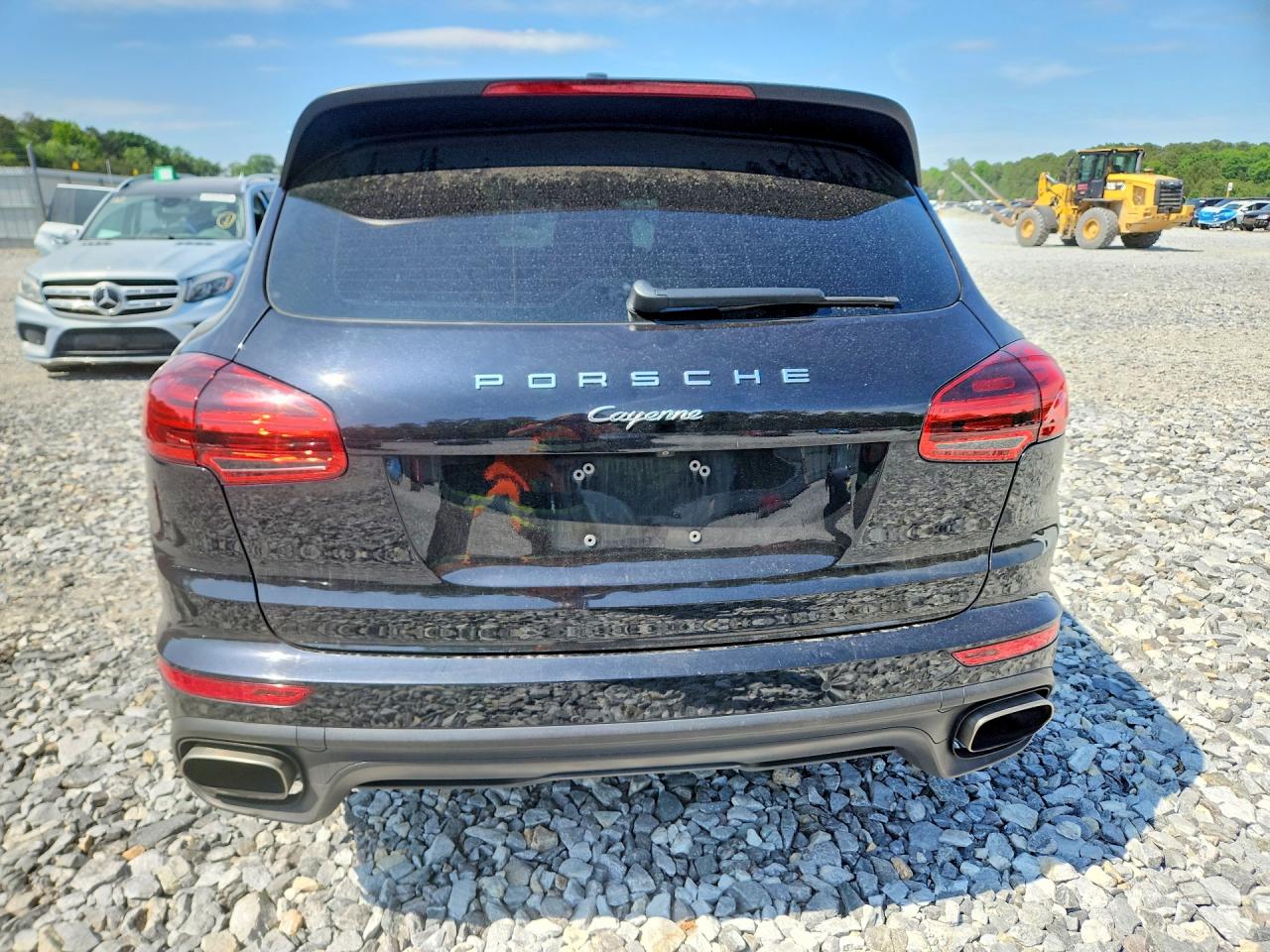 2016 PORSCHE CAYENNE photo 16