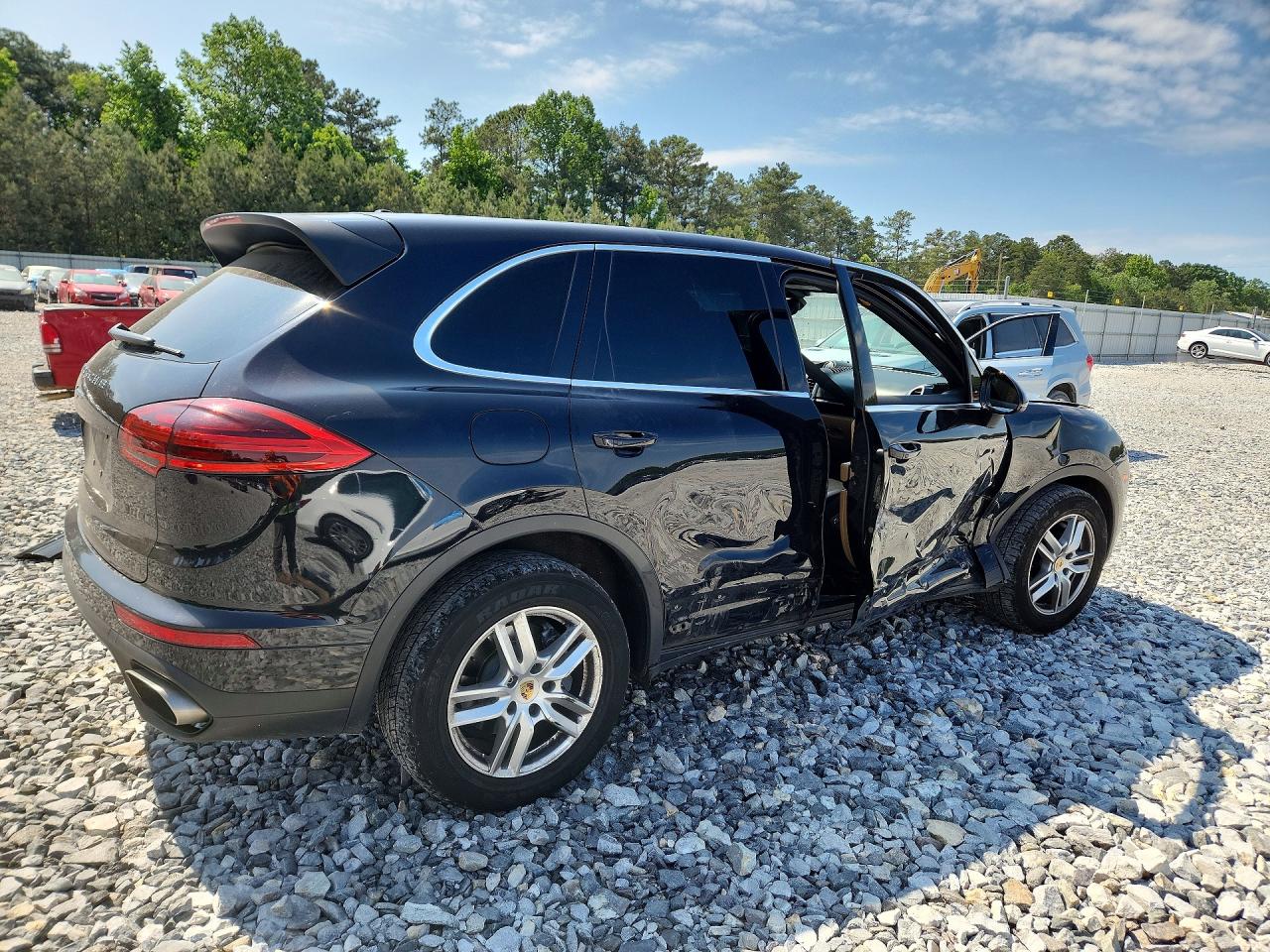 2016 PORSCHE CAYENNE photo 7