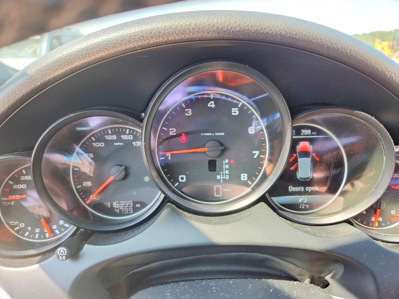 2016 PORSCHE CAYENNE photo 25