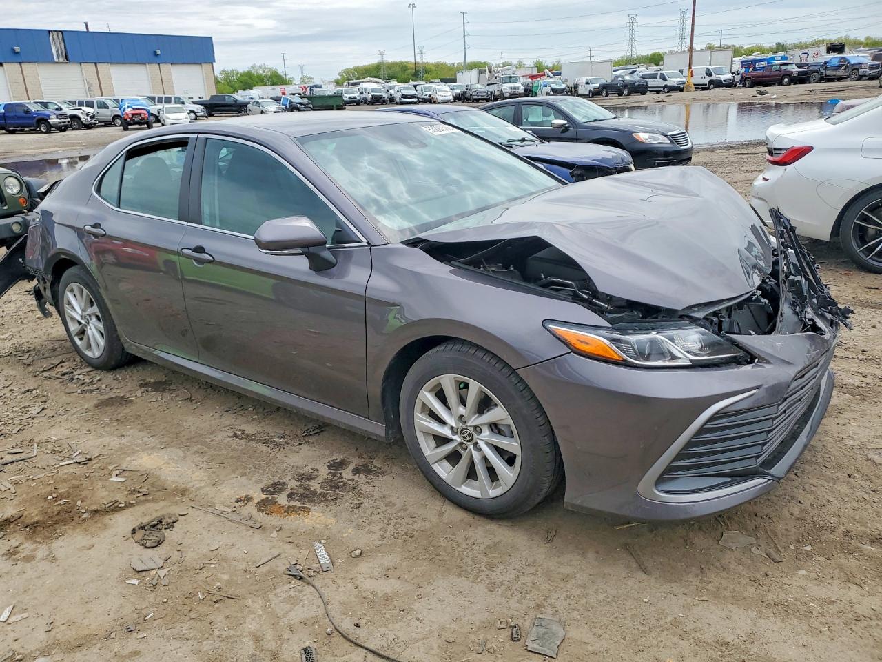 2023 TOYOTA CAMRY LE photo 7