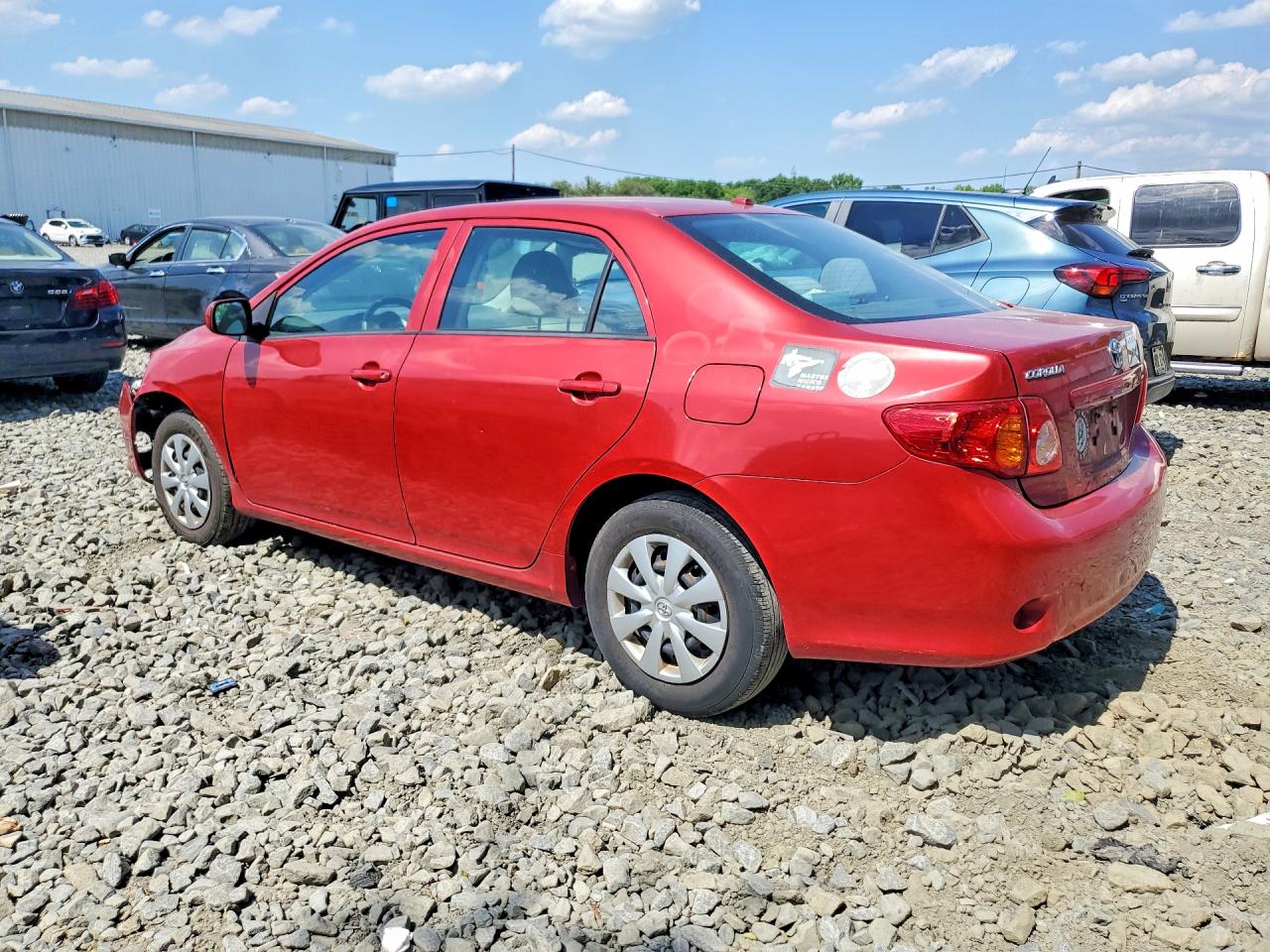 2010 TOYOTA COROLLA LE photo 3